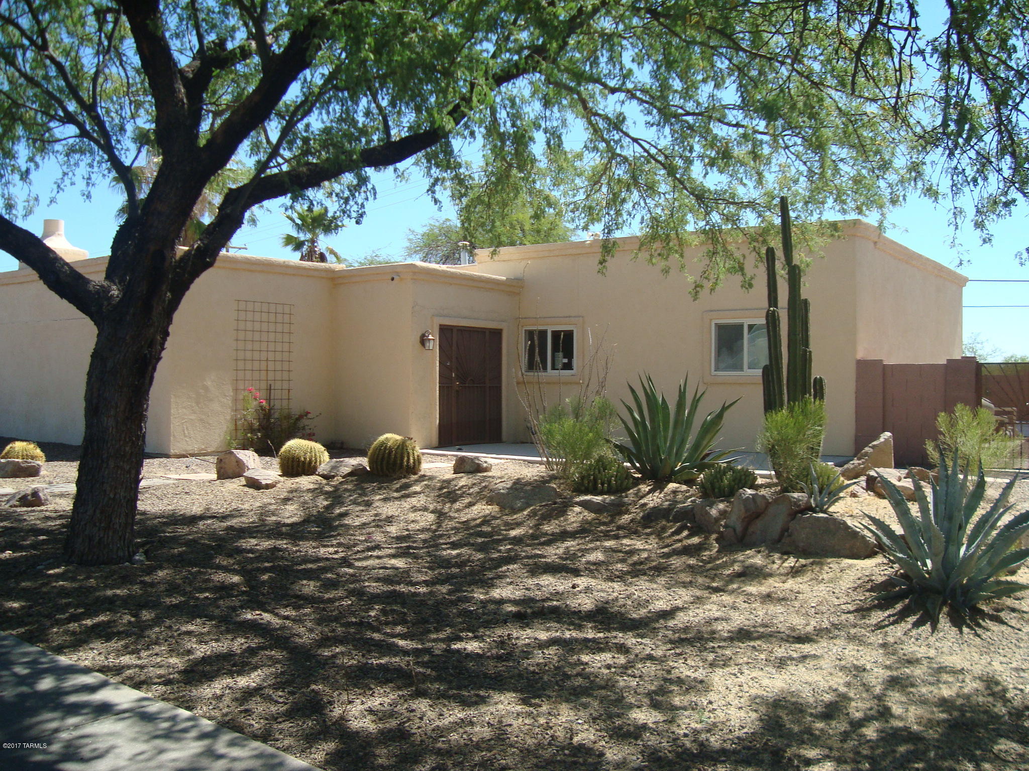 Santa Fe/Pueblo style home on large corner lot. Separate living and family rooms. Attractive FP in family room. 
Saltillo tile flooring except in family room. Large kitchen and formal dining area. Separately fenced pool. Mountain views from patio area. Home sold as is, no repairs will be done by seller. Due to bad roof the only financing option is an FHA 203K. We are in a multiple counter situation. All offers must be submitted by the buyer’s agent using the online offer management system. Access the system via the link below. A technology fee will apply to the buyer’s a