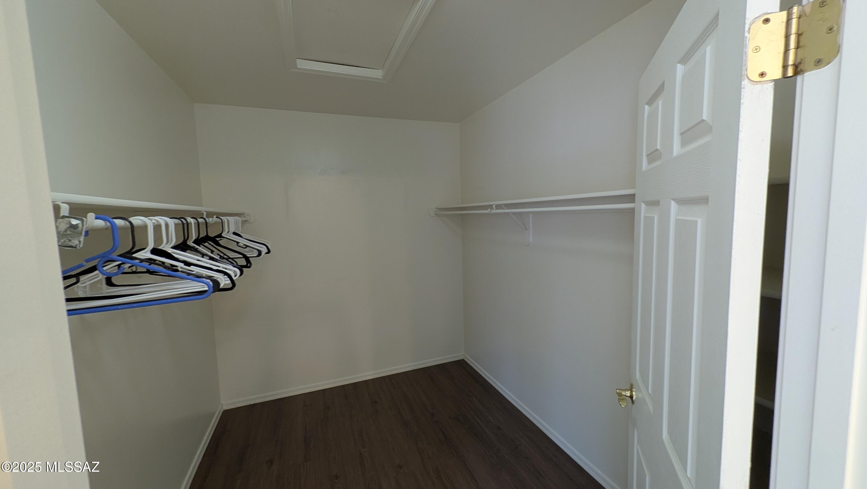 Rancho Del Lago (101-206) - Residential Lease
