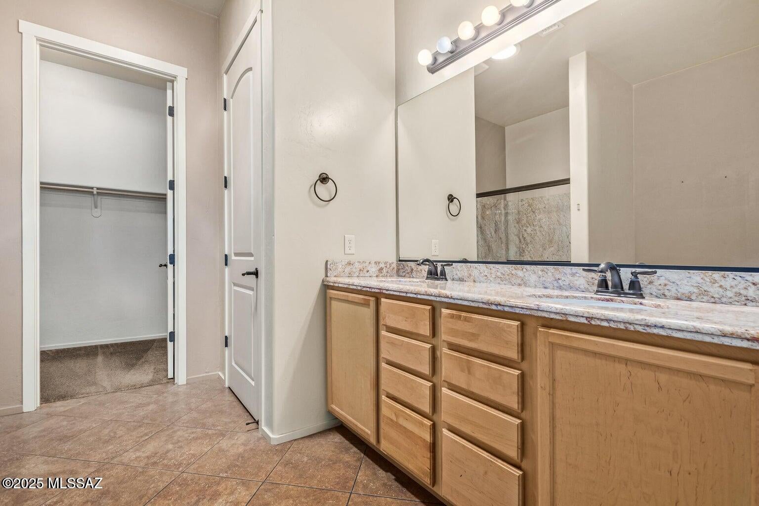 Oasis Harrison - Residential Lease