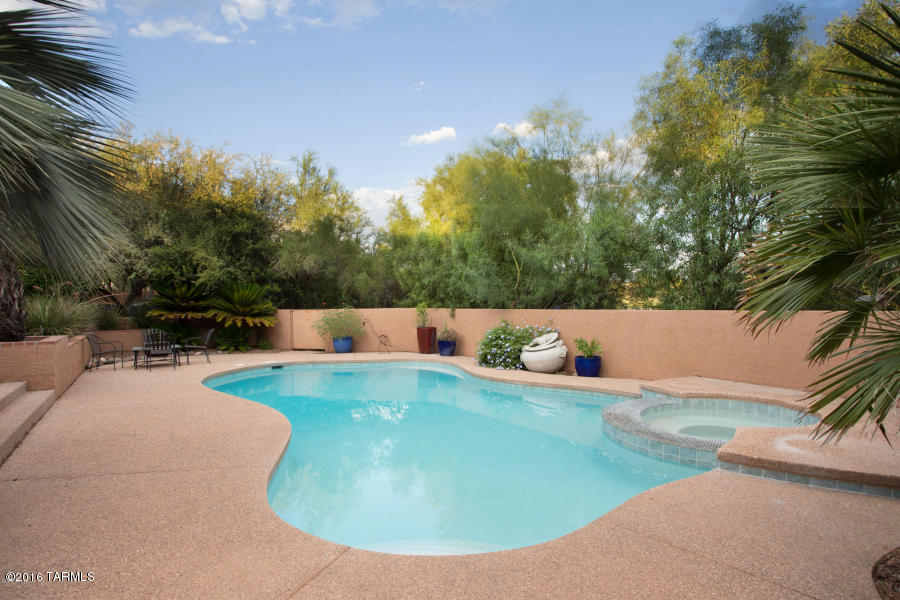 Catalina Foothills Est. NO. 10 (73-90, 119, 121, 123, 127-146) - Residential