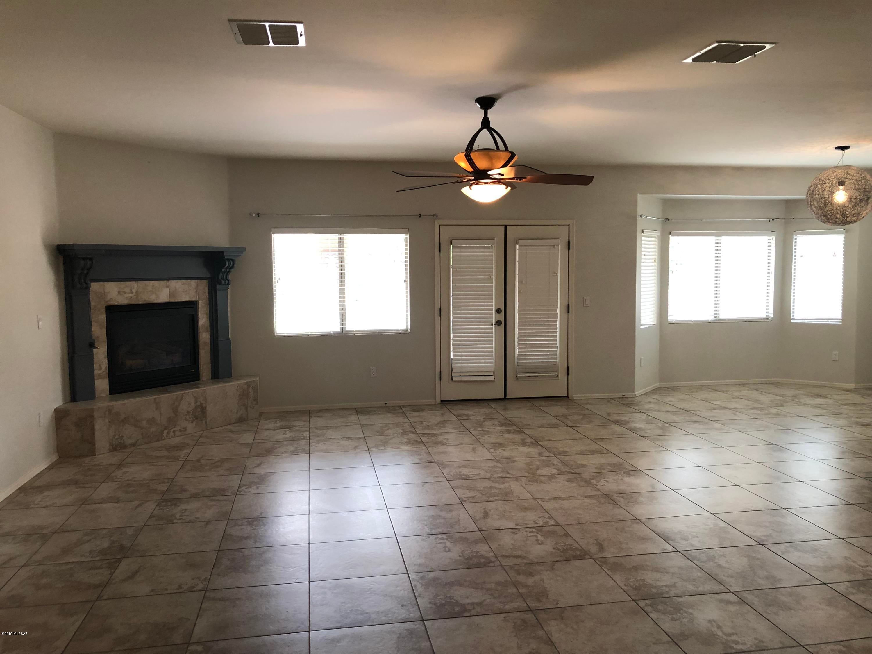 Continental Reserve Blk. 15 (1-66) - Residential Lease