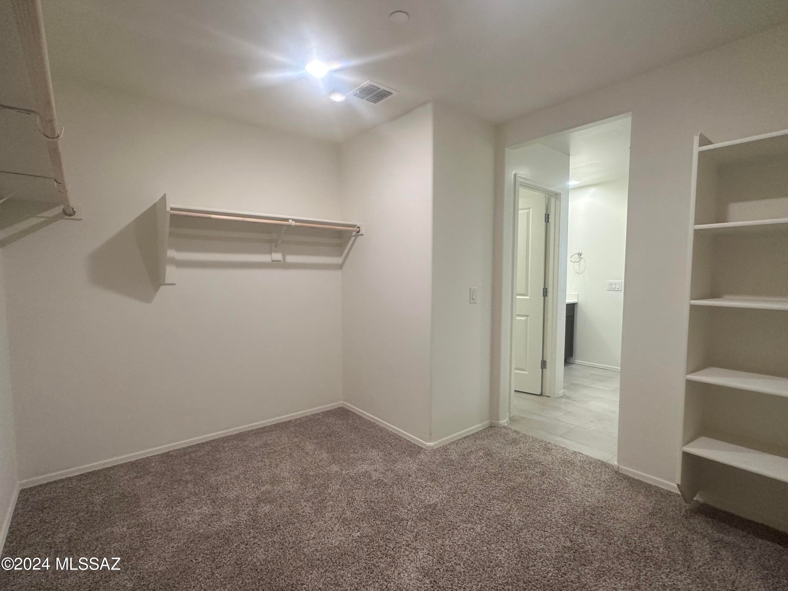 La Estancia De Tucson (1-330) - Residential Lease