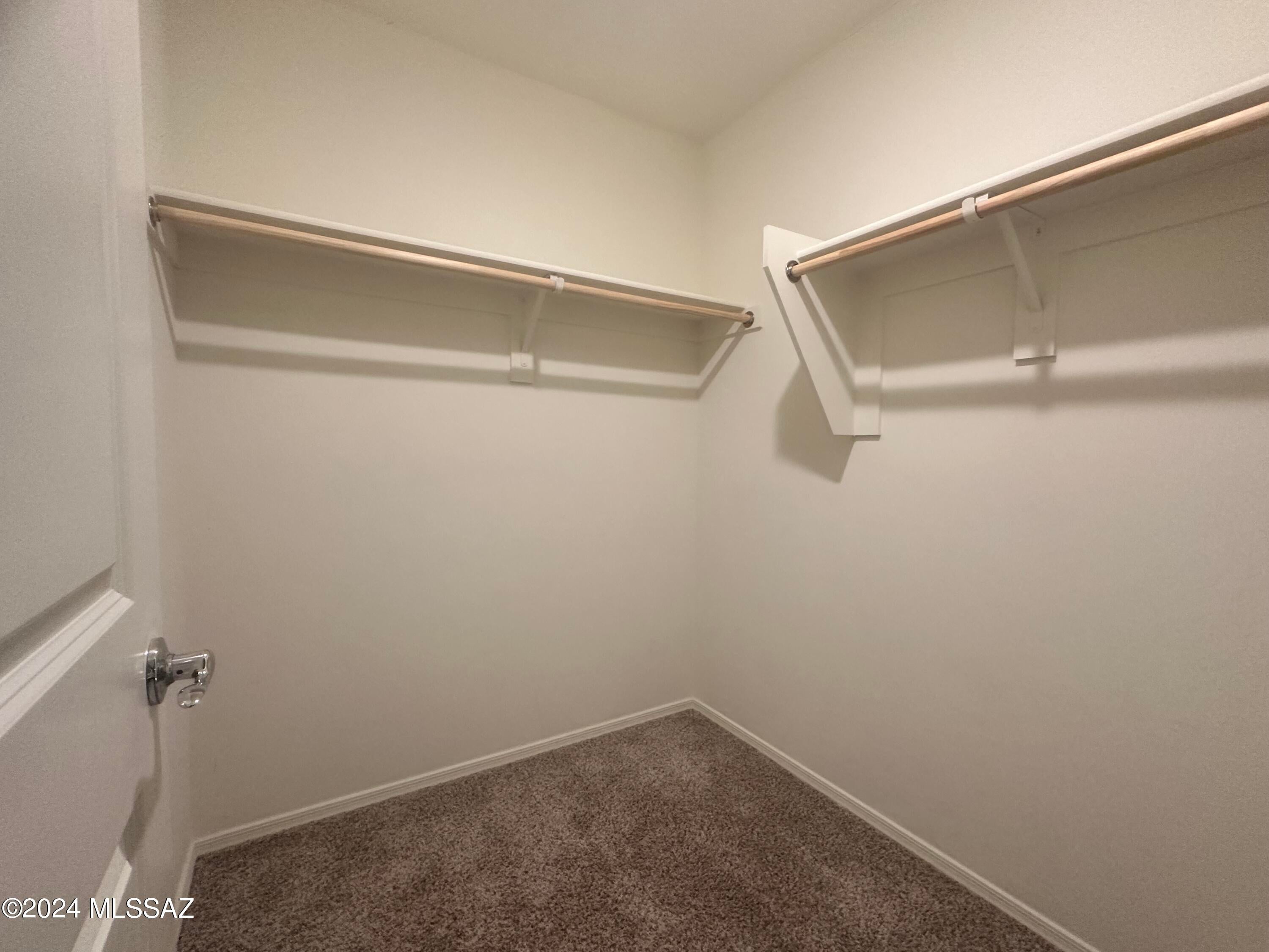 La Estancia De Tucson (1-330) - Residential Lease