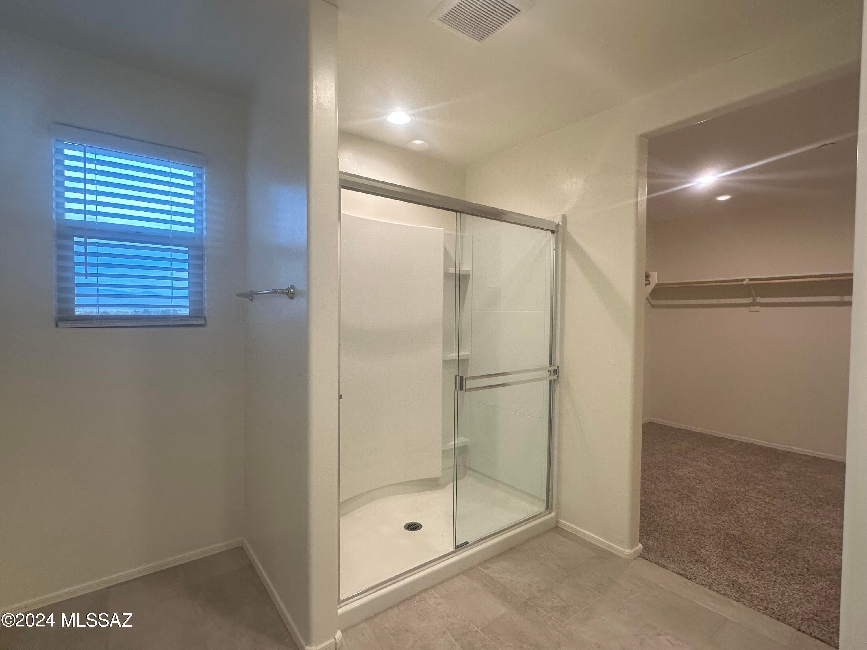 La Estancia De Tucson (1-330) - Residential Lease