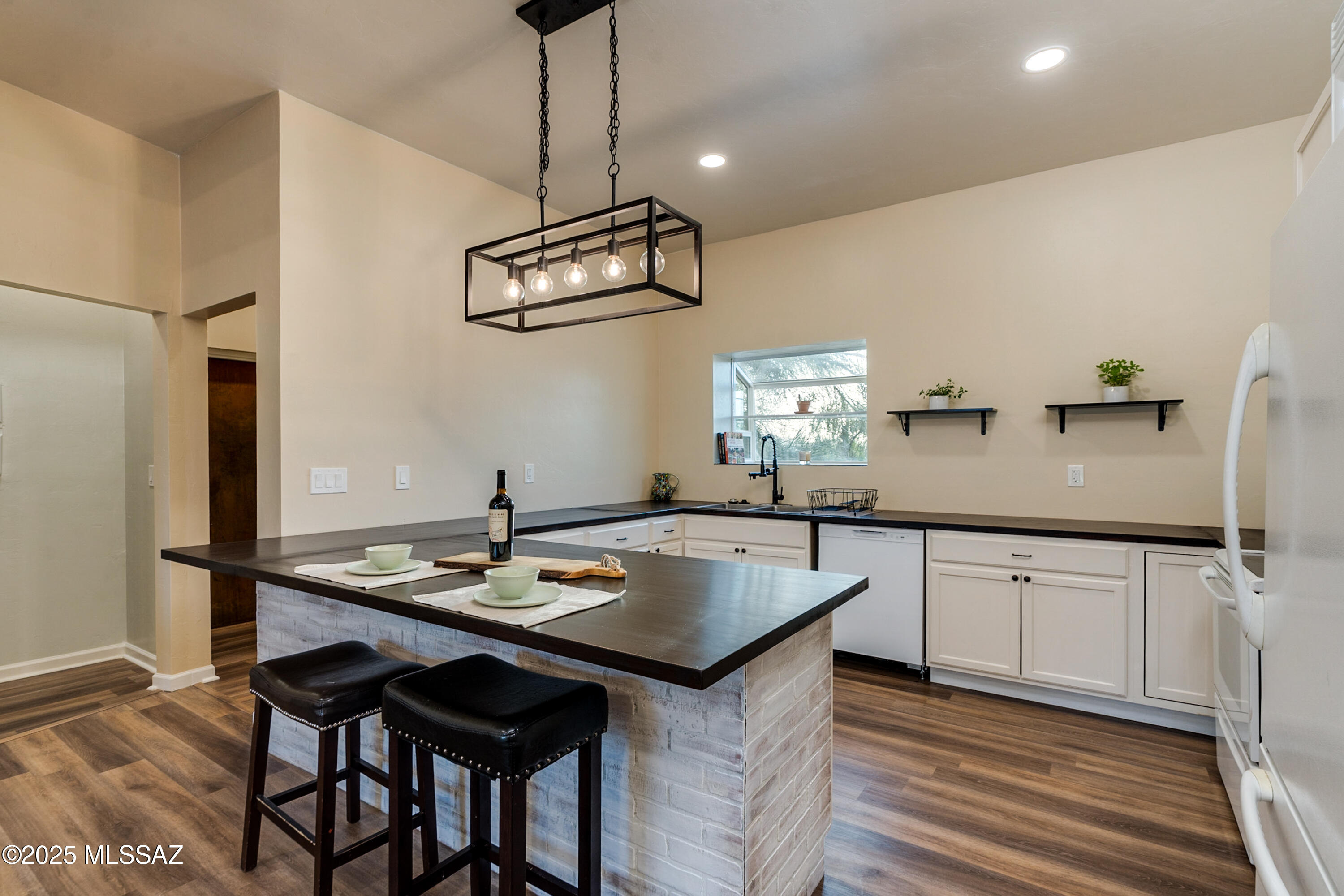 Casas Adobes Estates (501-540) - Residential