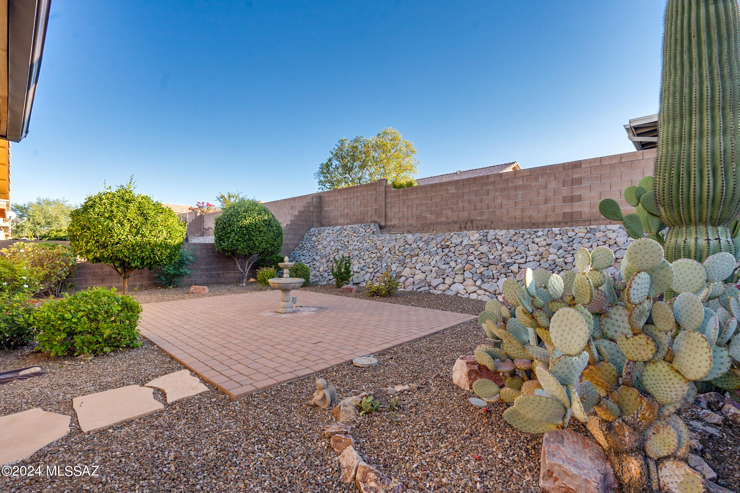 Rancho Elegante - Residential