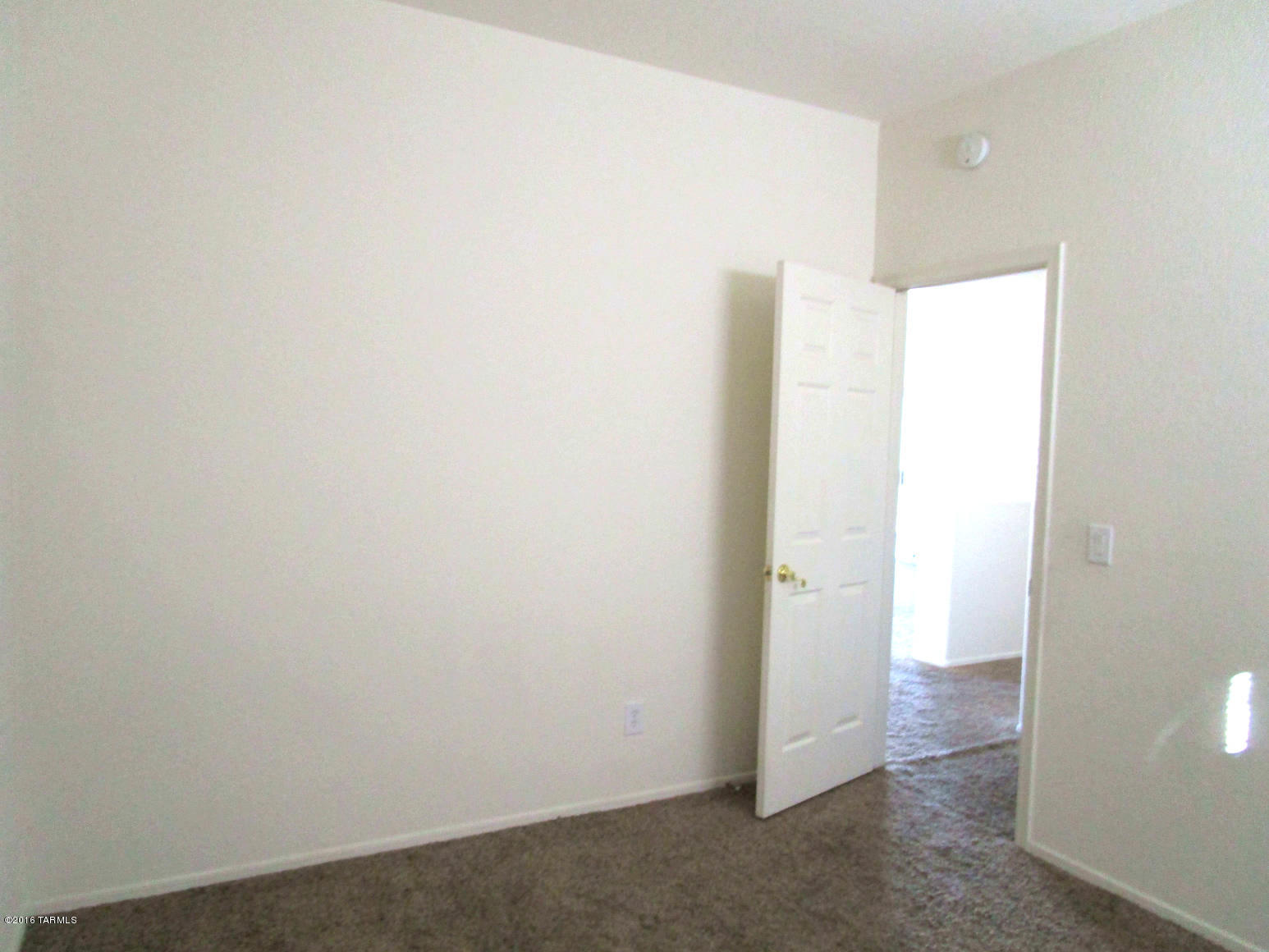 Houghton Village (1-55) - Residential Lease