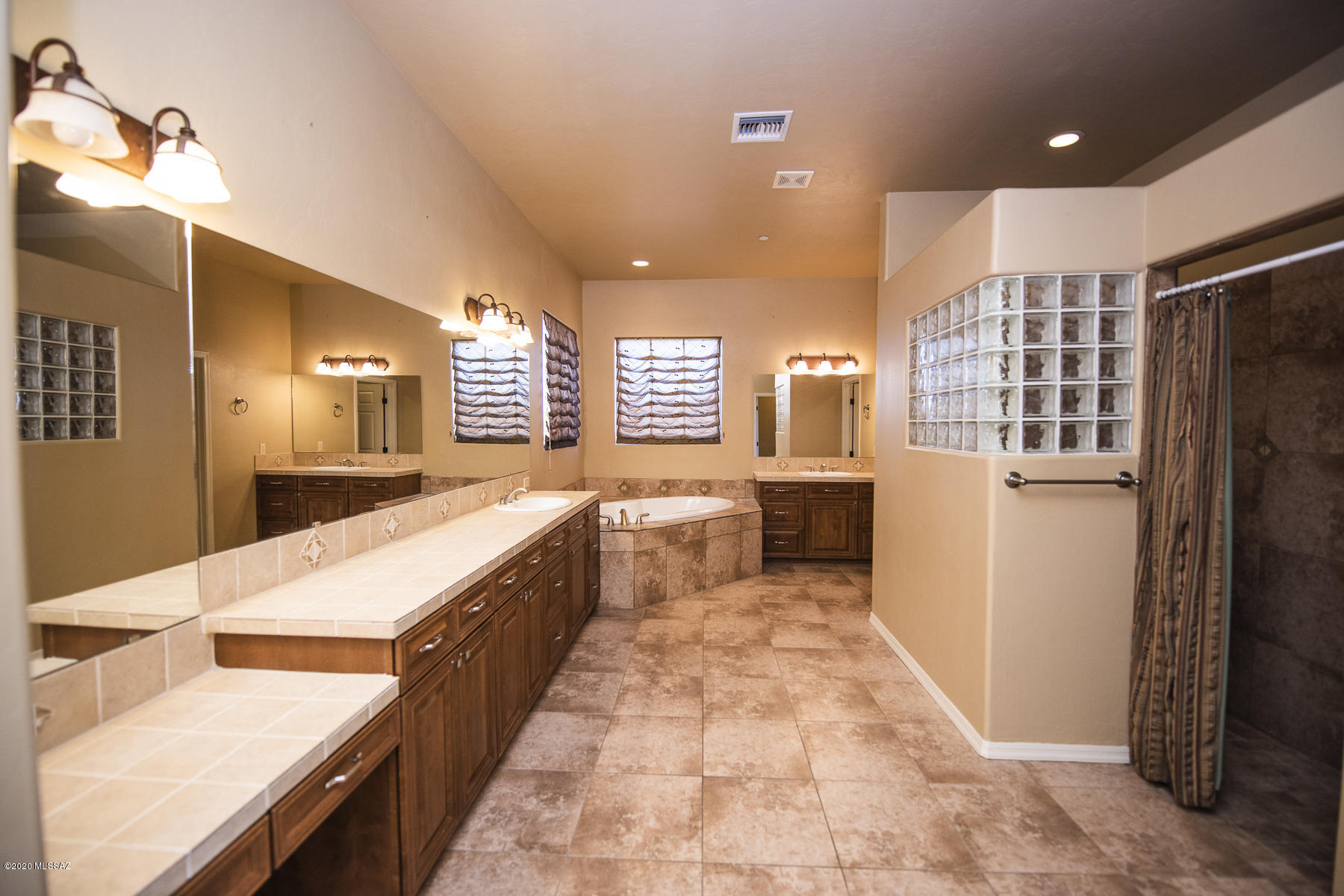Coyote Creek (1-395) - Residential