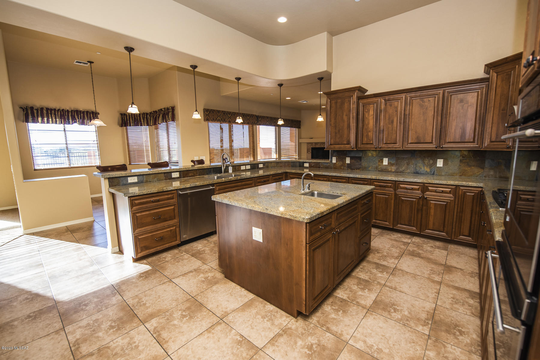 Coyote Creek (1-395) - Residential