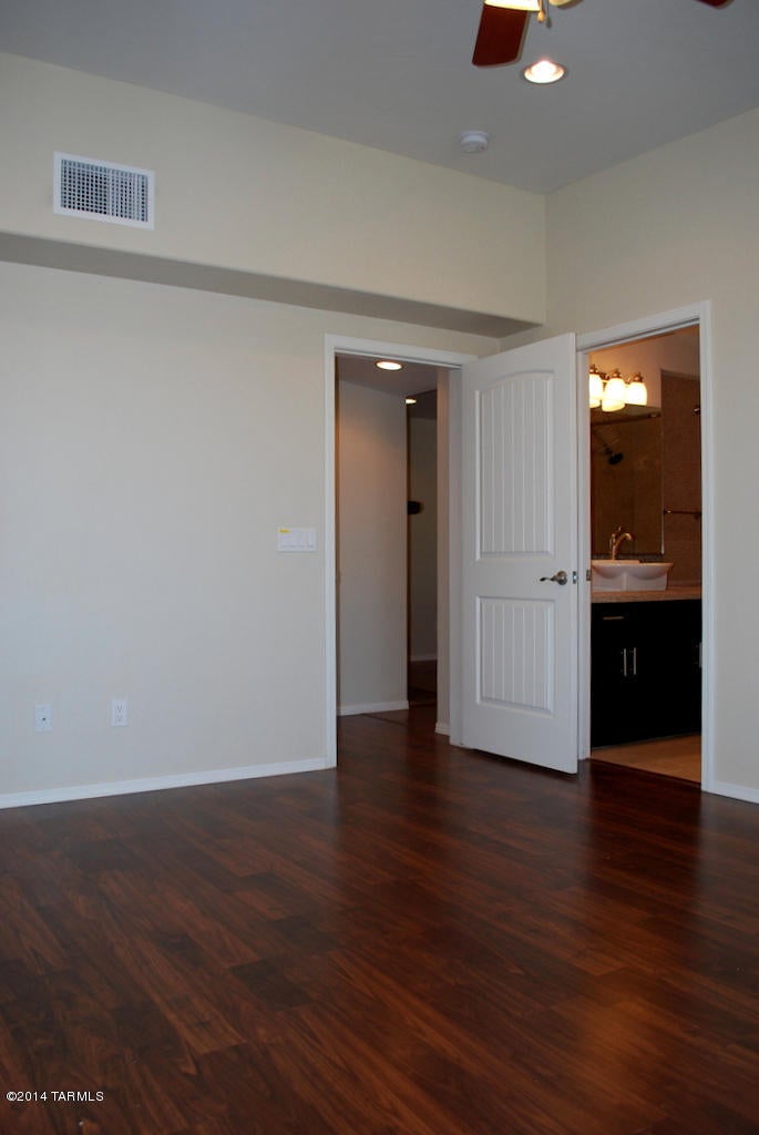 Unsubdivided - Residential Lease