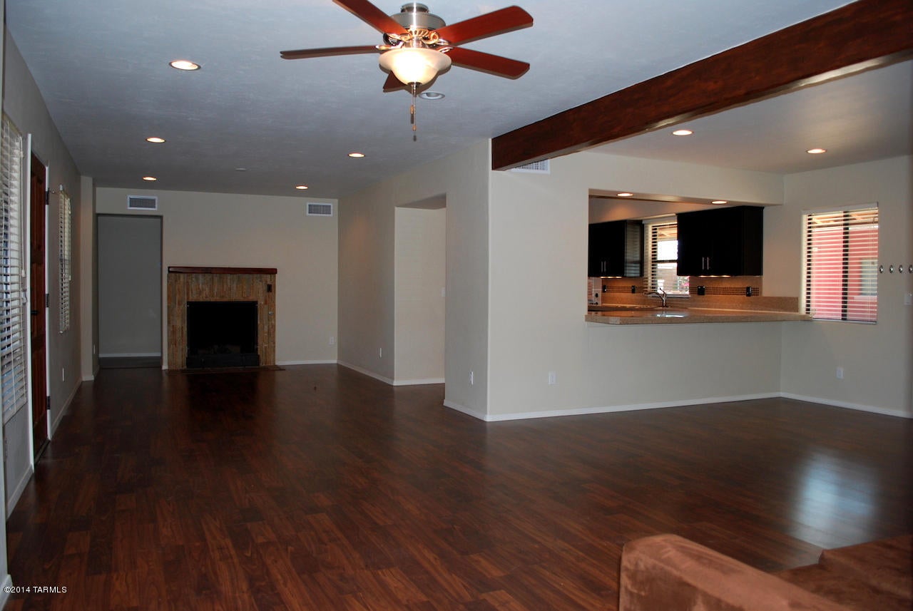 Unsubdivided - Residential Lease