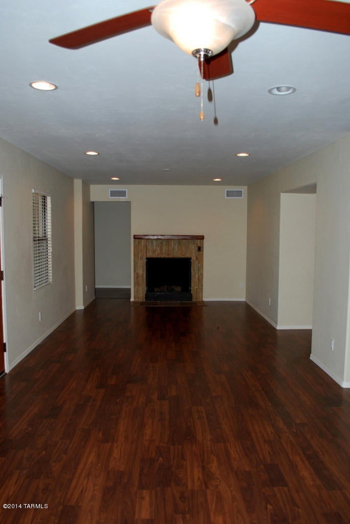 Unsubdivided - Residential Lease