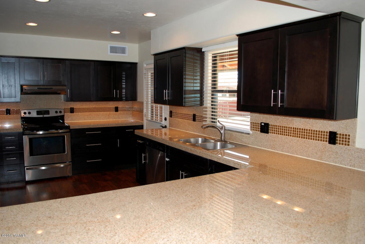 Unsubdivided - Residential Lease