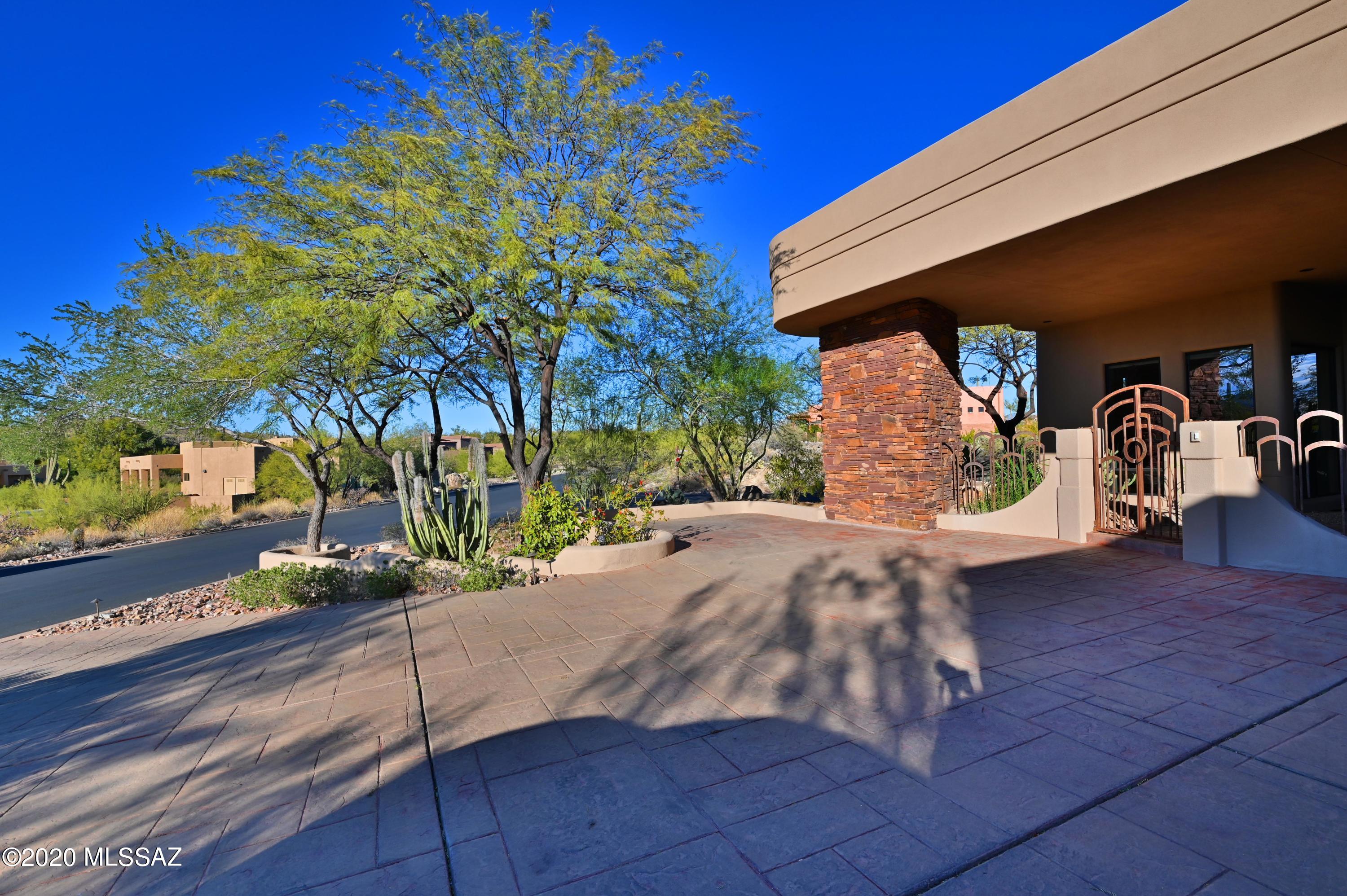 Honey Bee Canyon Estates - Residential