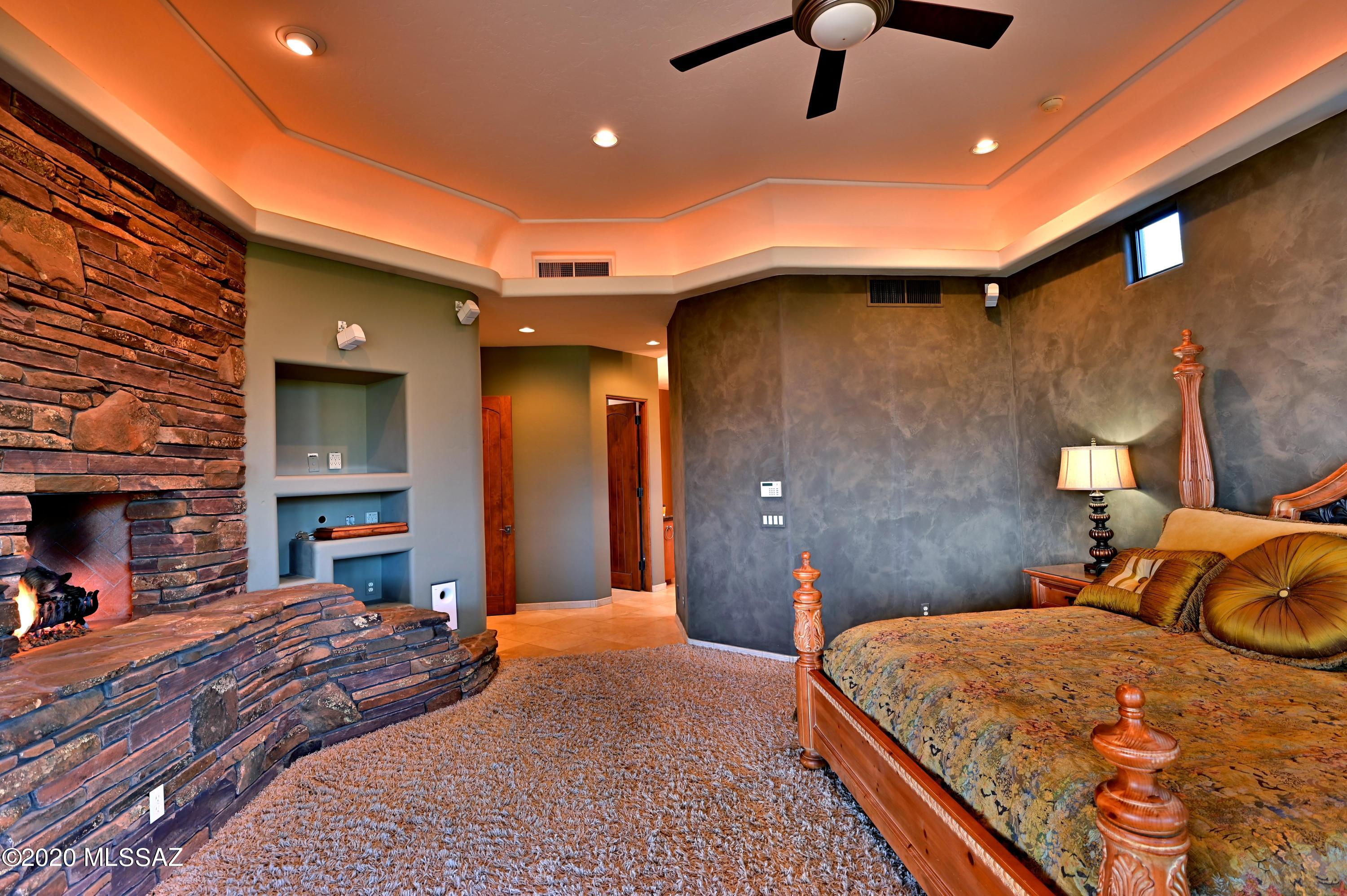 Honey Bee Canyon Estates - Residential