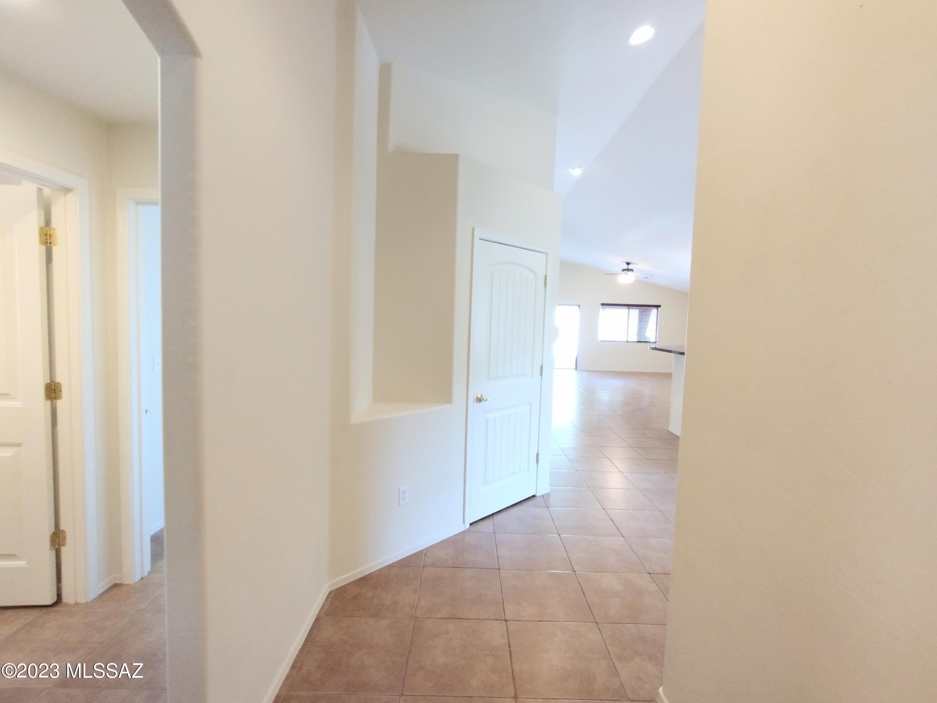 Mountain Manor View - Residential Lease