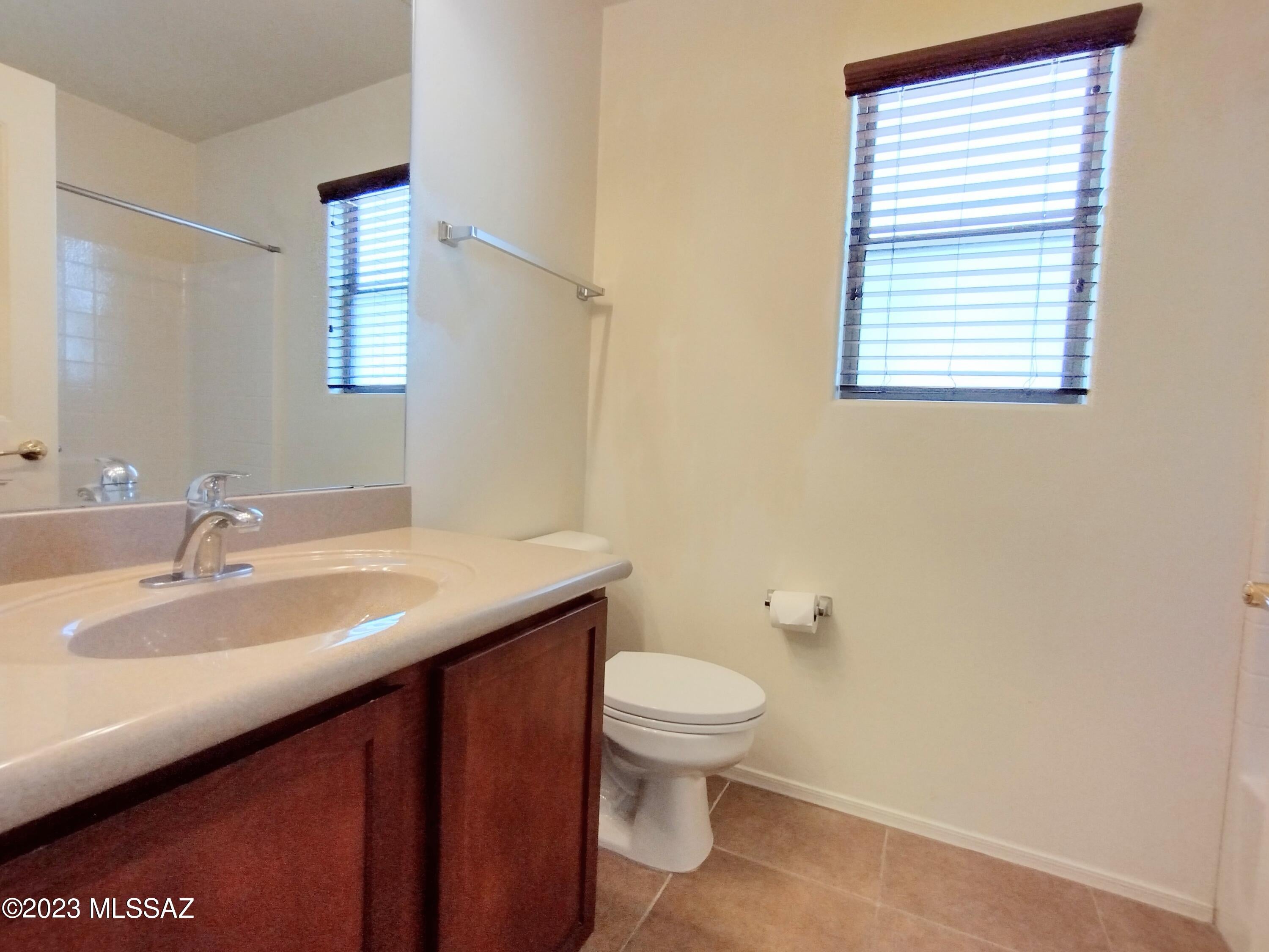 Mountain Manor View - Residential Lease