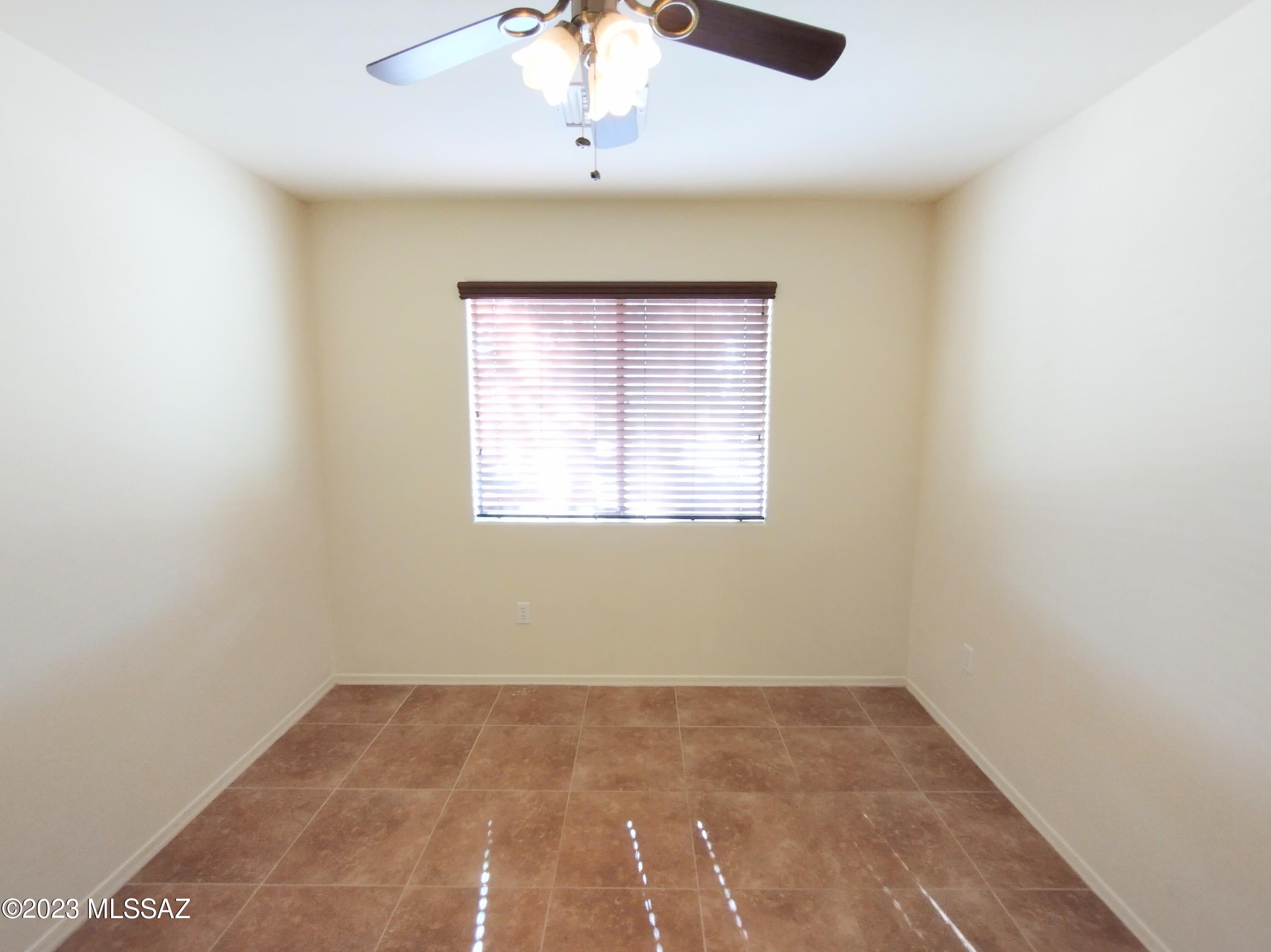 Mountain Manor View - Residential Lease