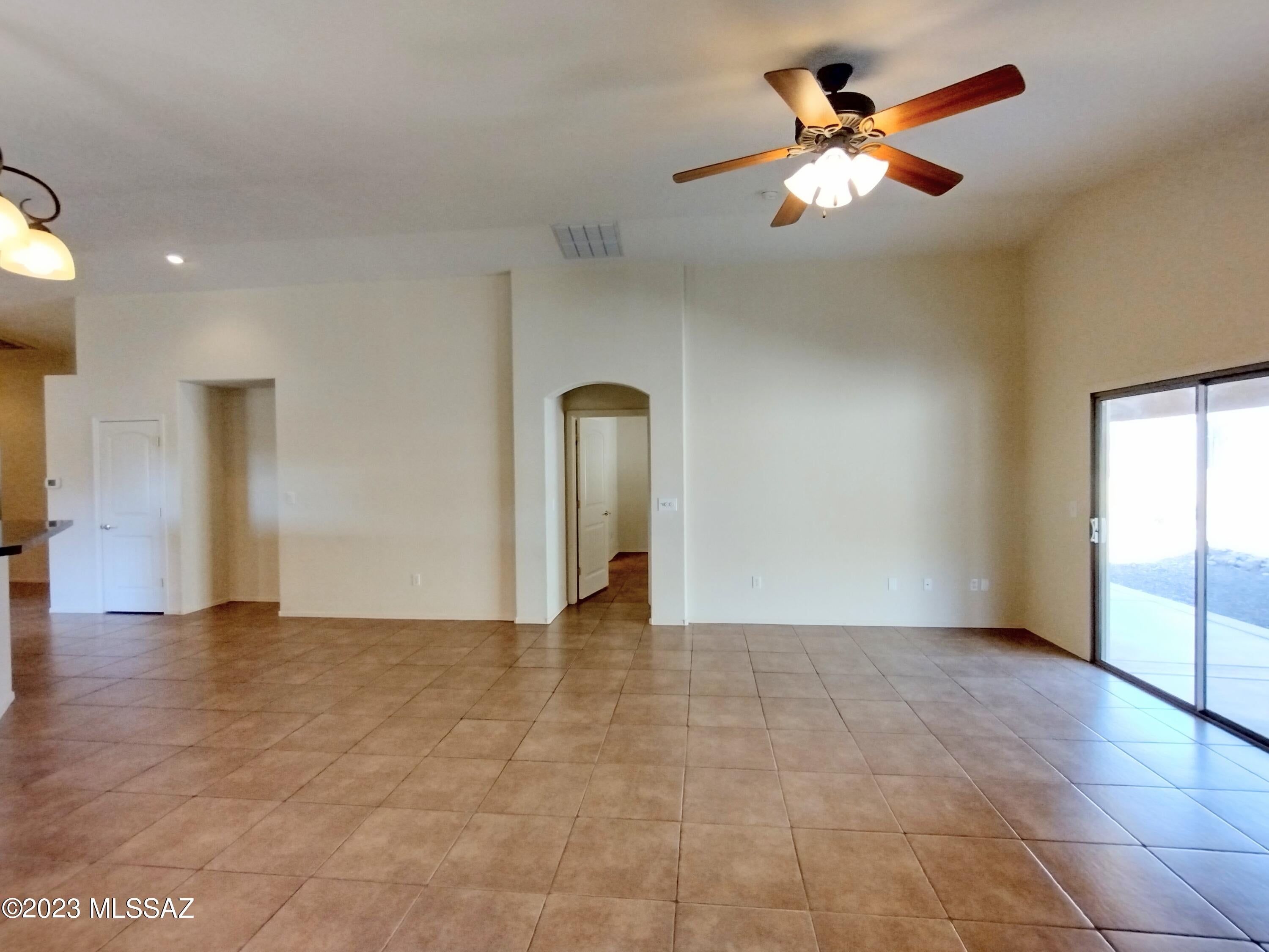 Mountain Manor View - Residential Lease