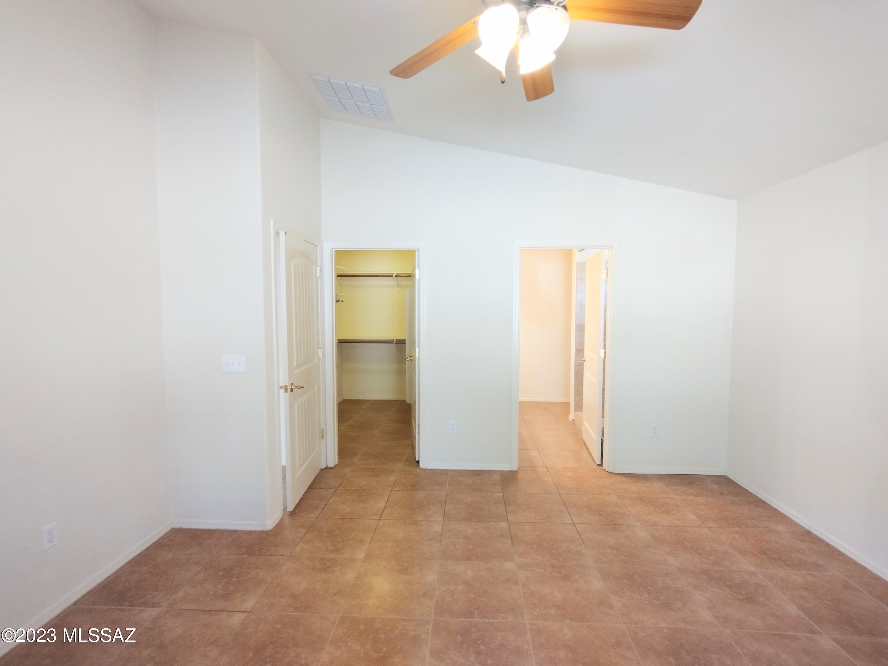 Mountain Manor View - Residential Lease