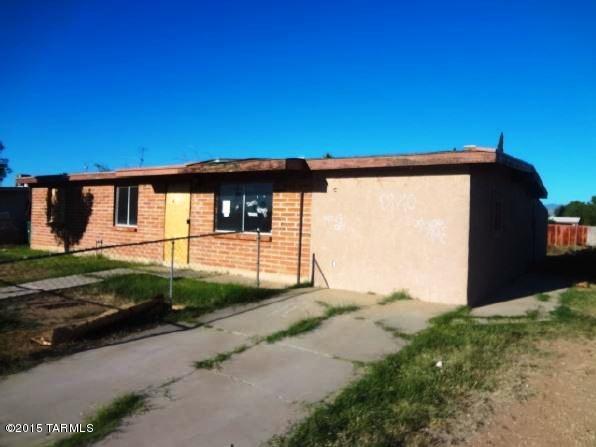 Investor Special! Centrally located single story home with 3 bedrooms and 2 bathrooms. Property has been severely vandalized and is in need of repairs. Lots of potential for a rehab investor. Lender Owned Home sold ''As Is'' without repairs or warranty.