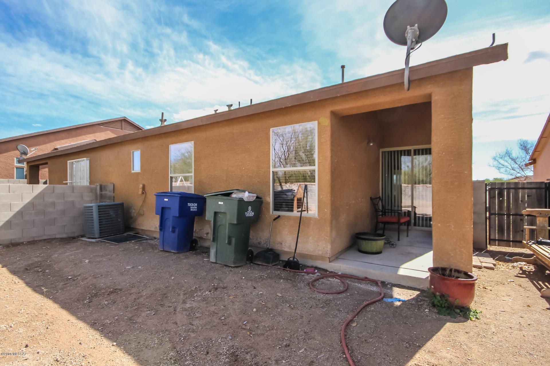 Tres Pueblos - Residential