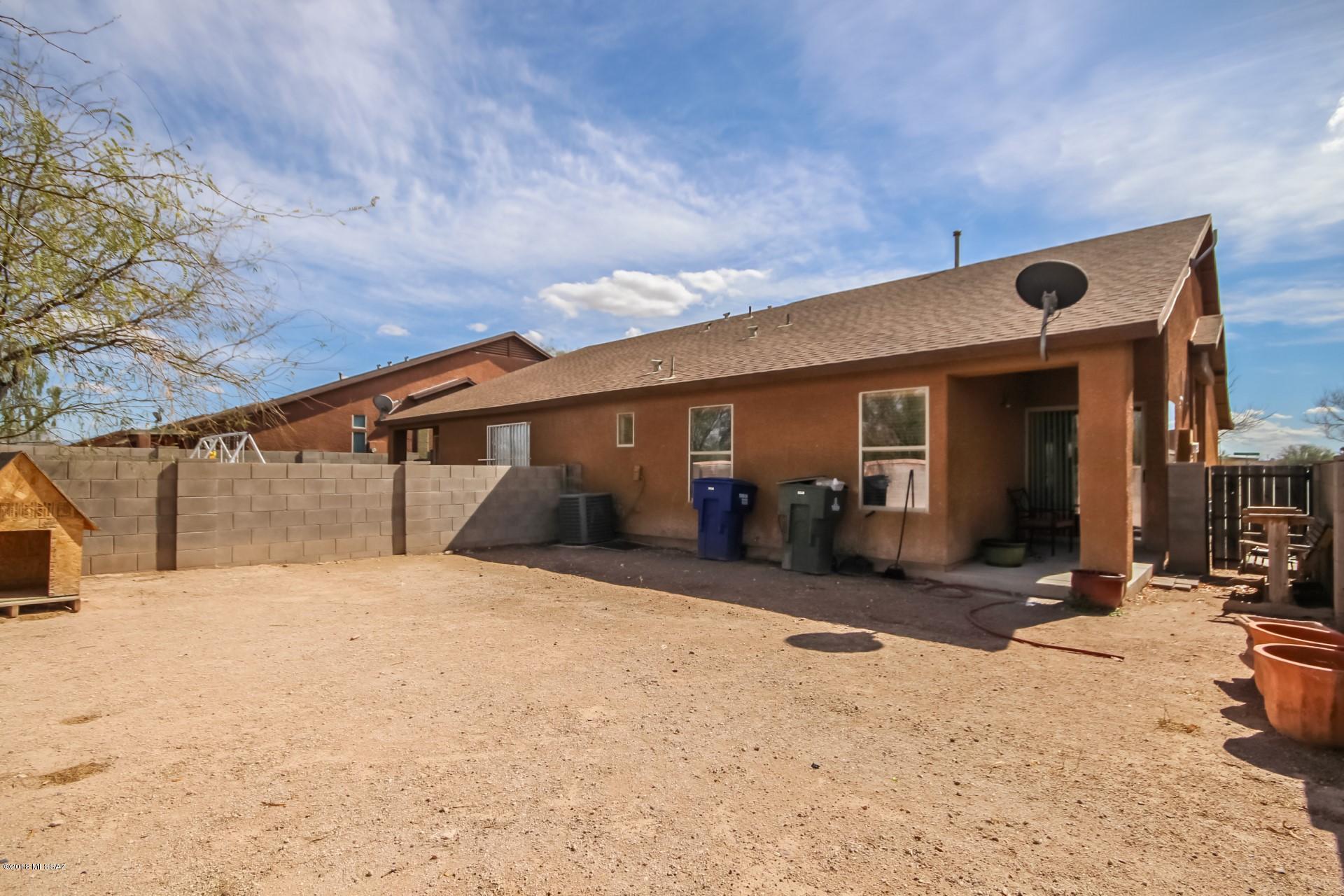 Tres Pueblos - Residential
