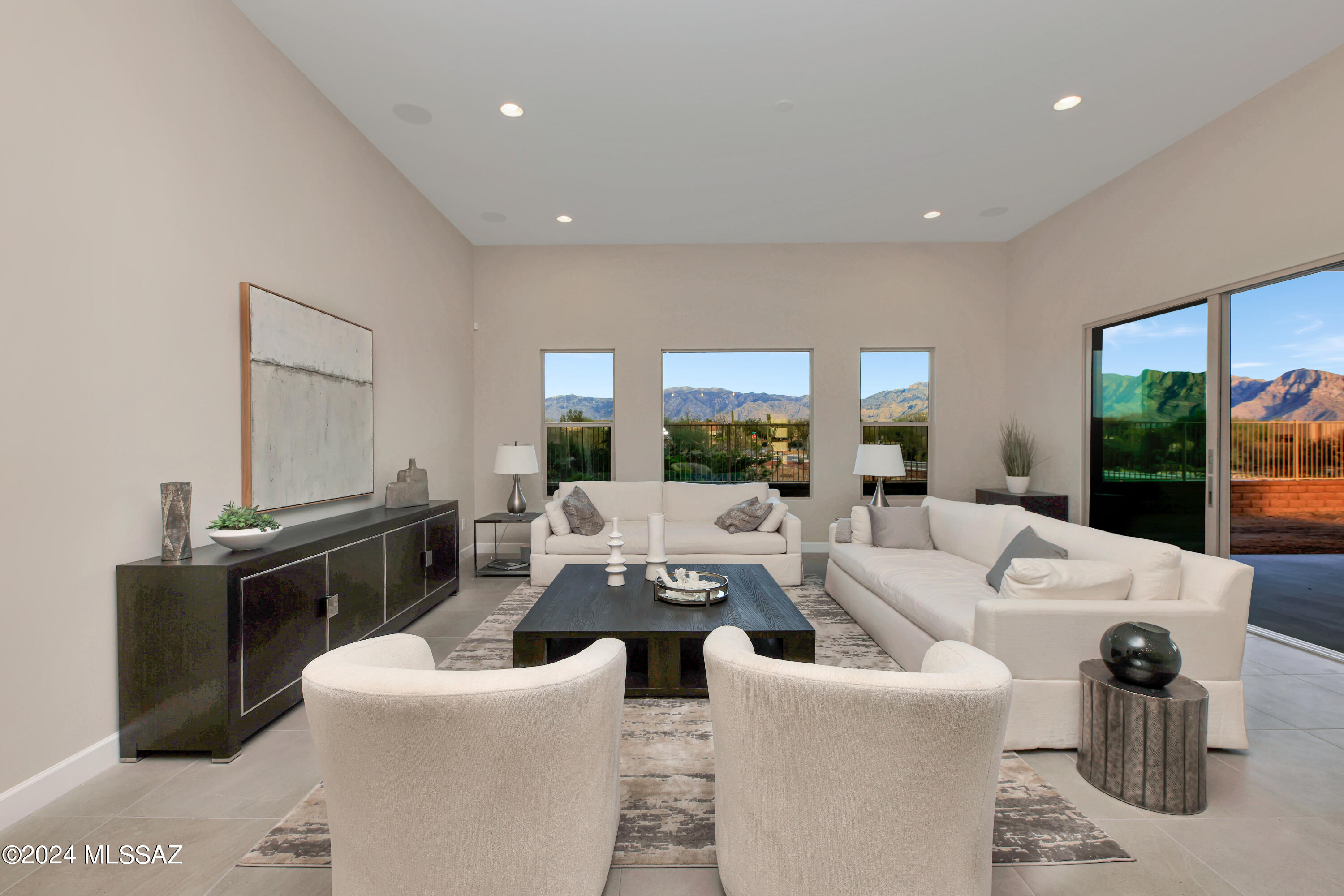 Boulder Bridge Pass III At Dove Mountain SQ20143000307 - Residential