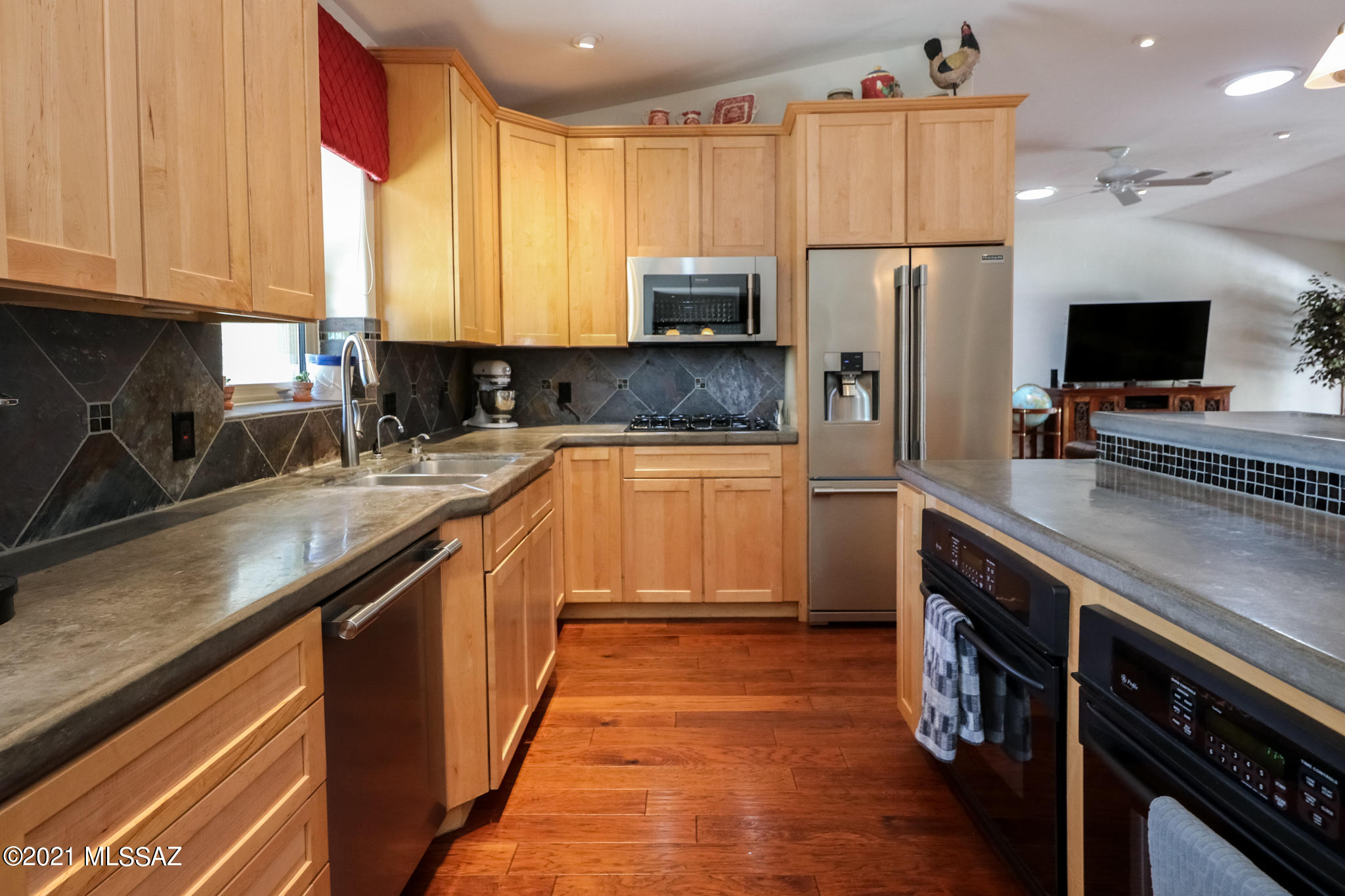 Country Club Estates NO. 1 - Residential