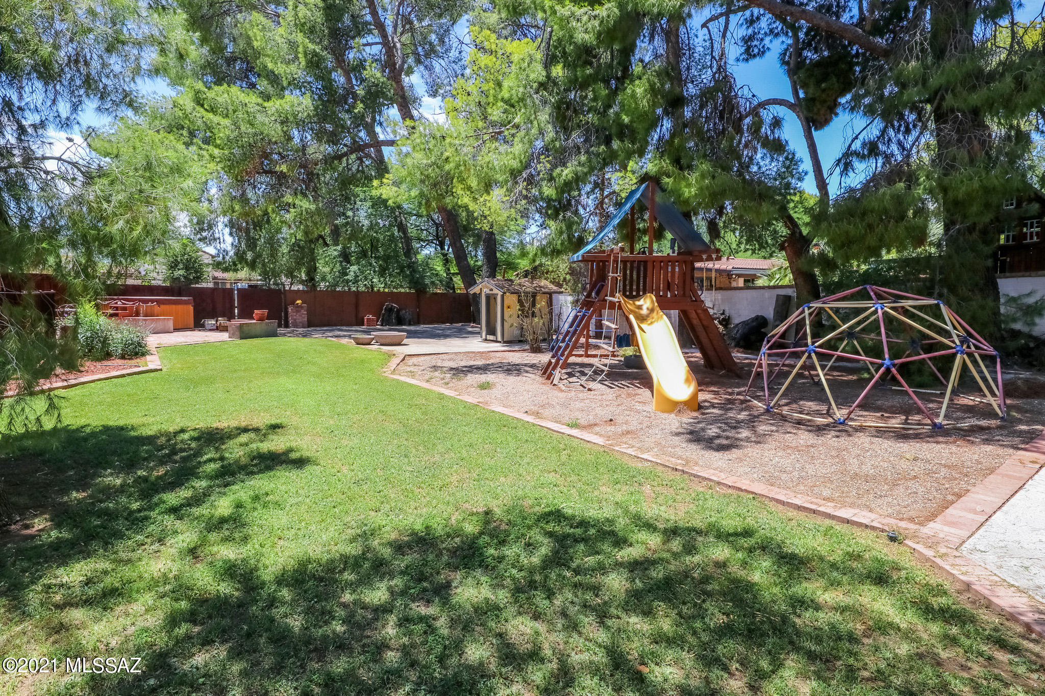Country Club Estates NO. 1 - Residential