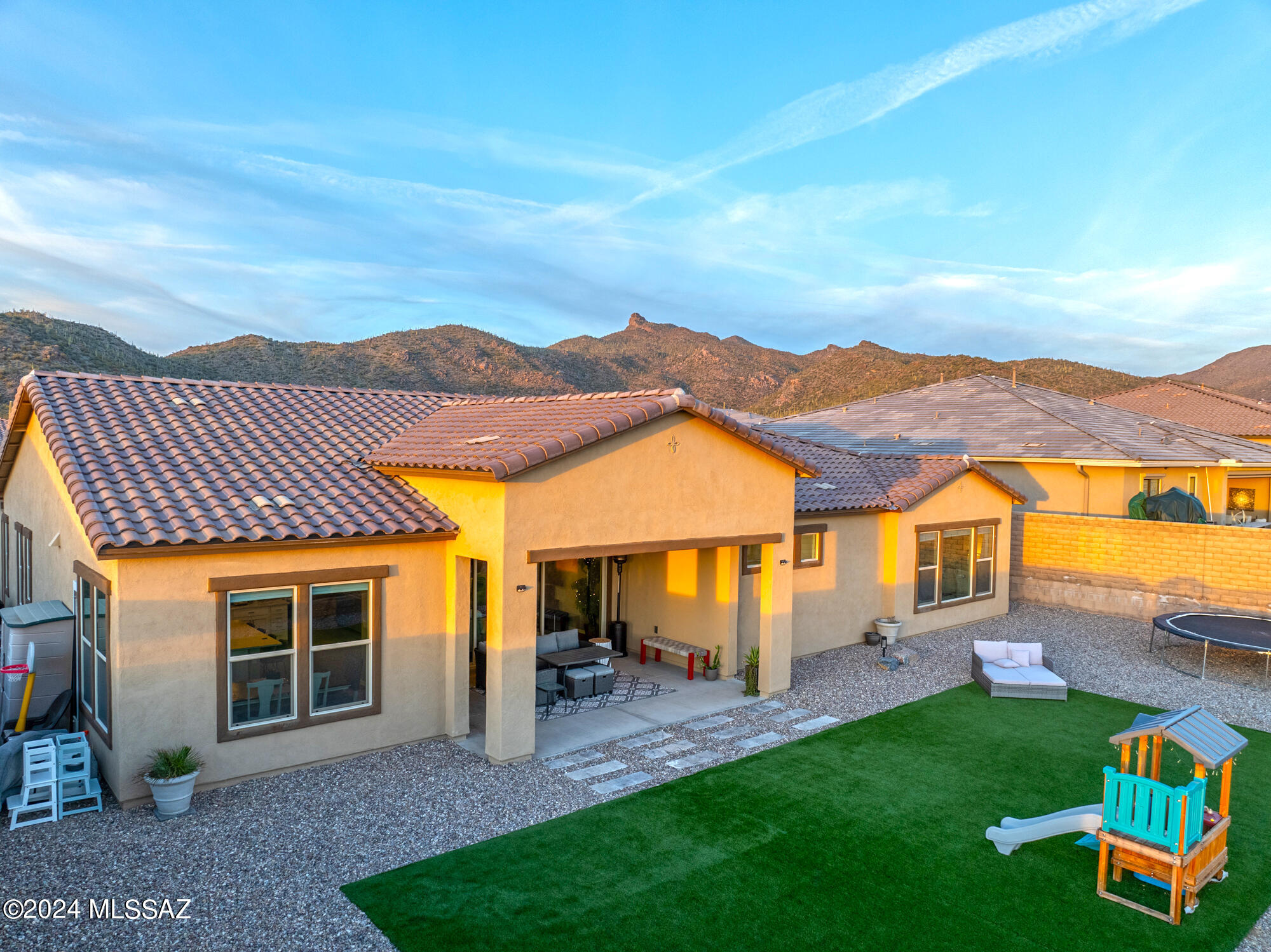 Boulder Bridge Pass II At Dove Mountain SQ20143250154 - Residential