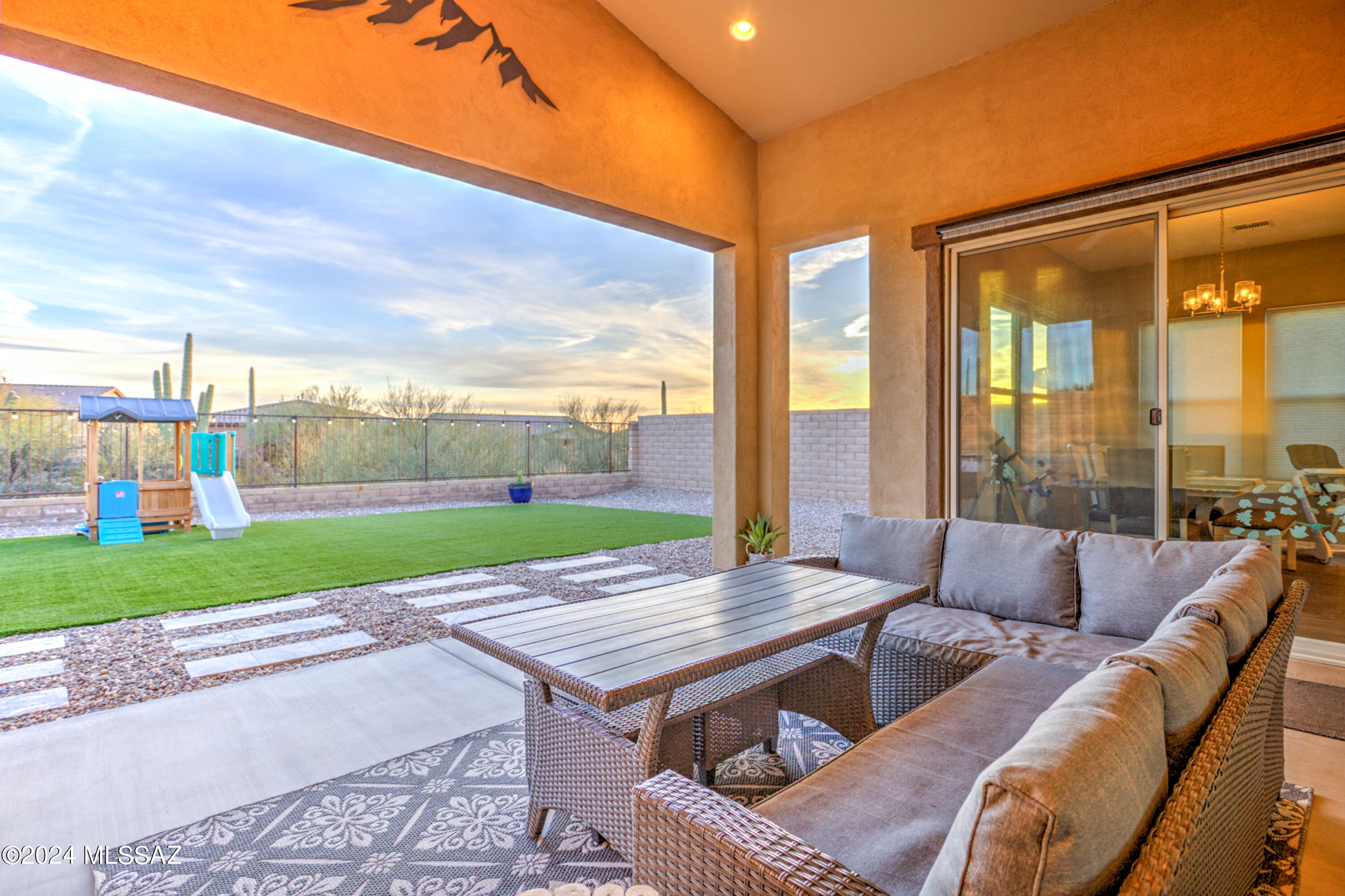 Boulder Bridge Pass II At Dove Mountain SQ20143250154 - Residential