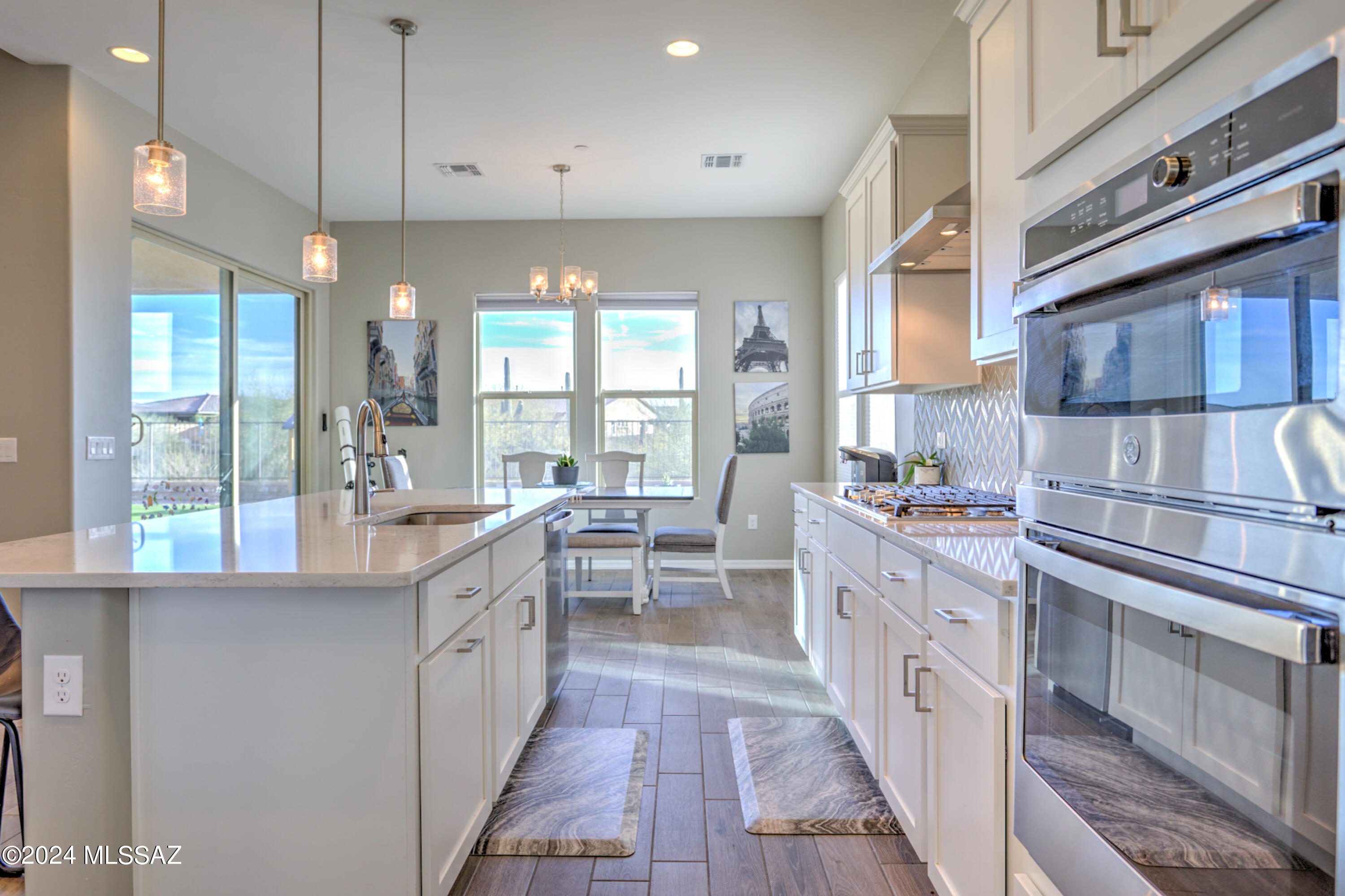 Boulder Bridge Pass II At Dove Mountain SQ20143250154 - Residential