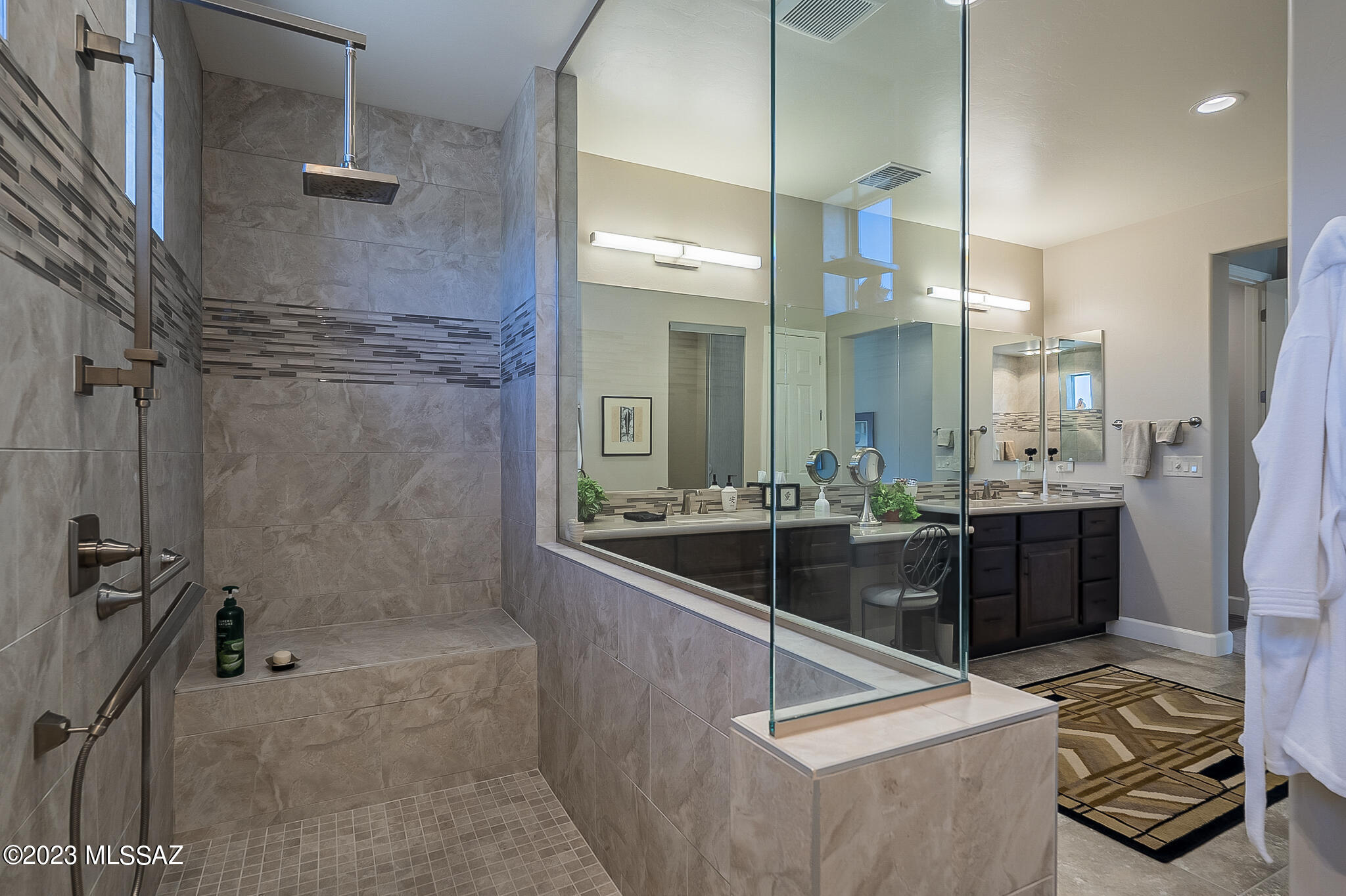 Quail Creek II Unit 33B SQ20161810746 - Residential