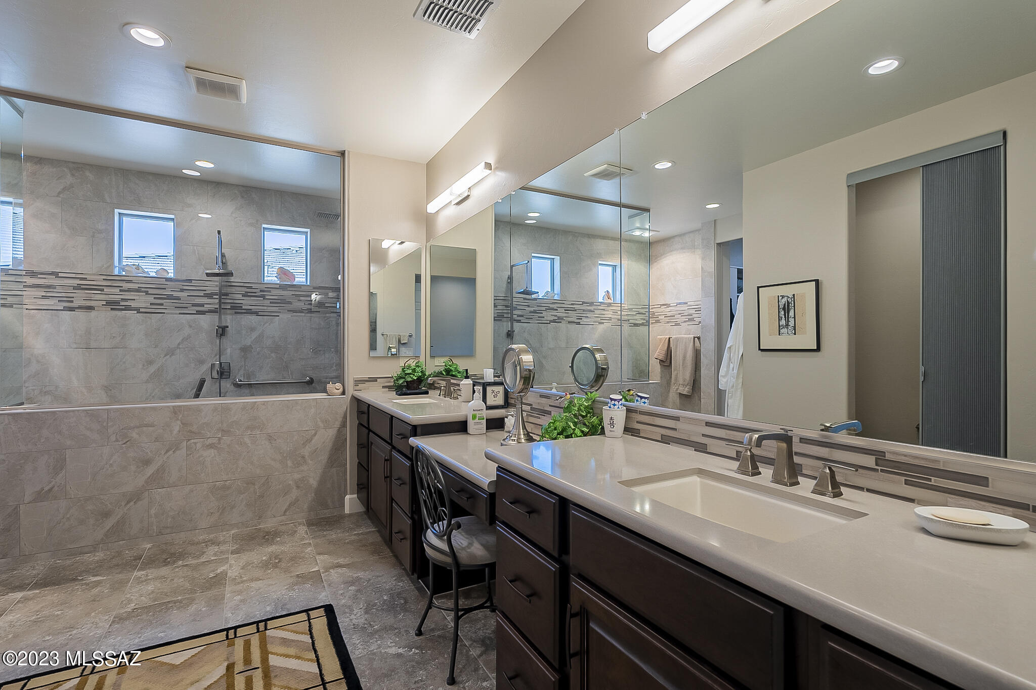 Quail Creek II Unit 33B SQ20161810746 - Residential