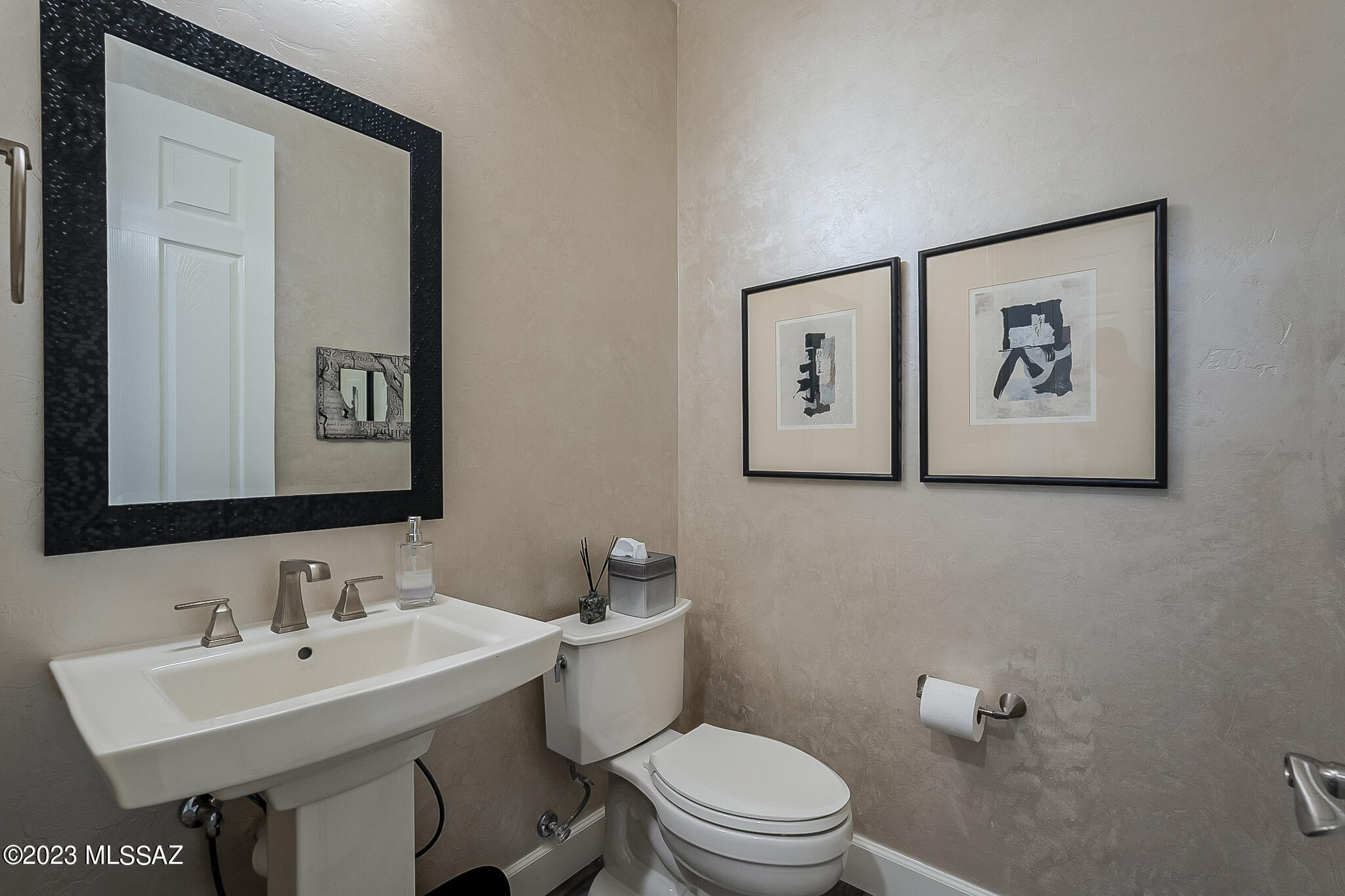 Quail Creek II Unit 33B SQ20161810746 - Residential