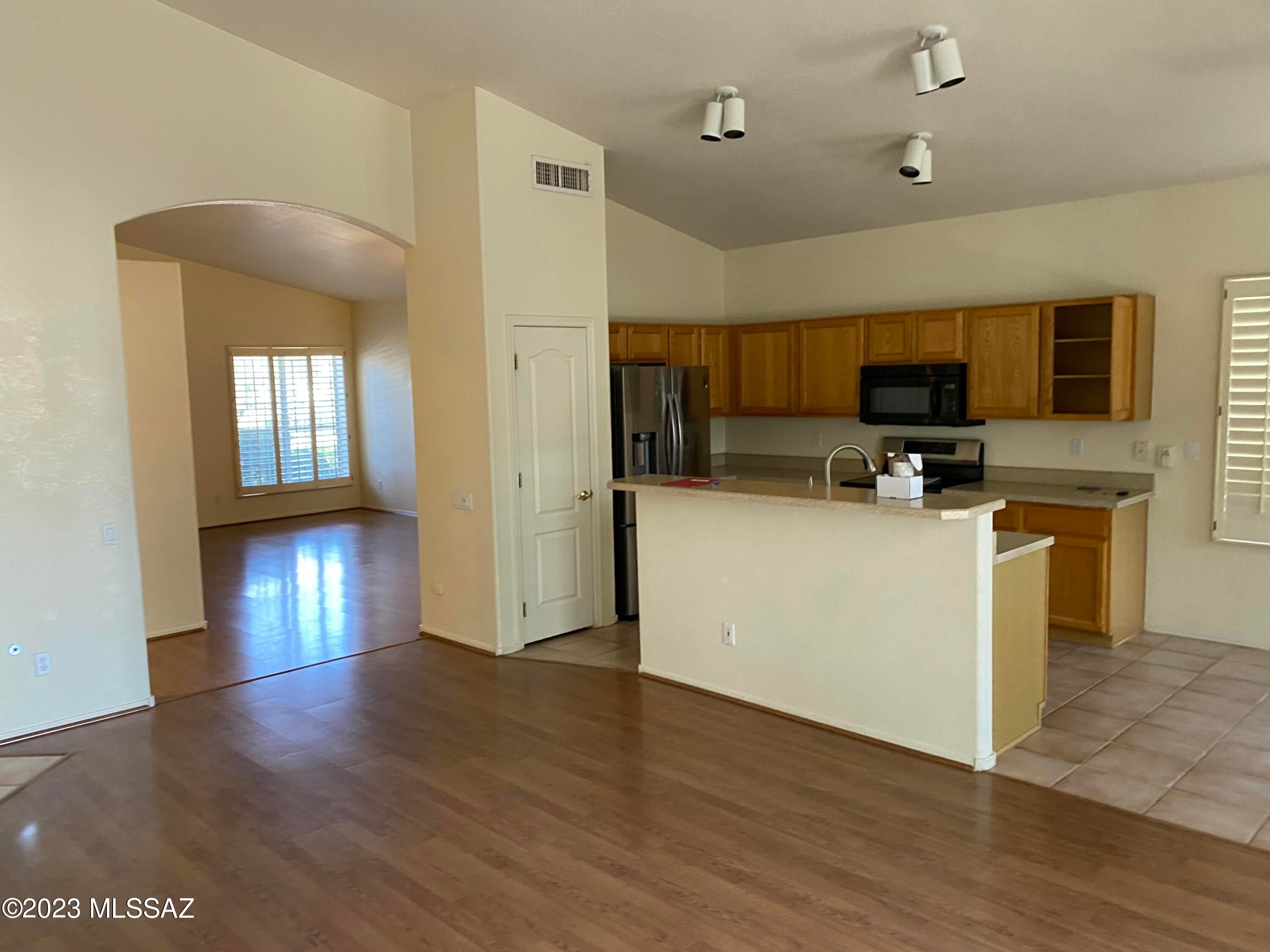 Encanto Canyon II (1-67) - Residential Lease
