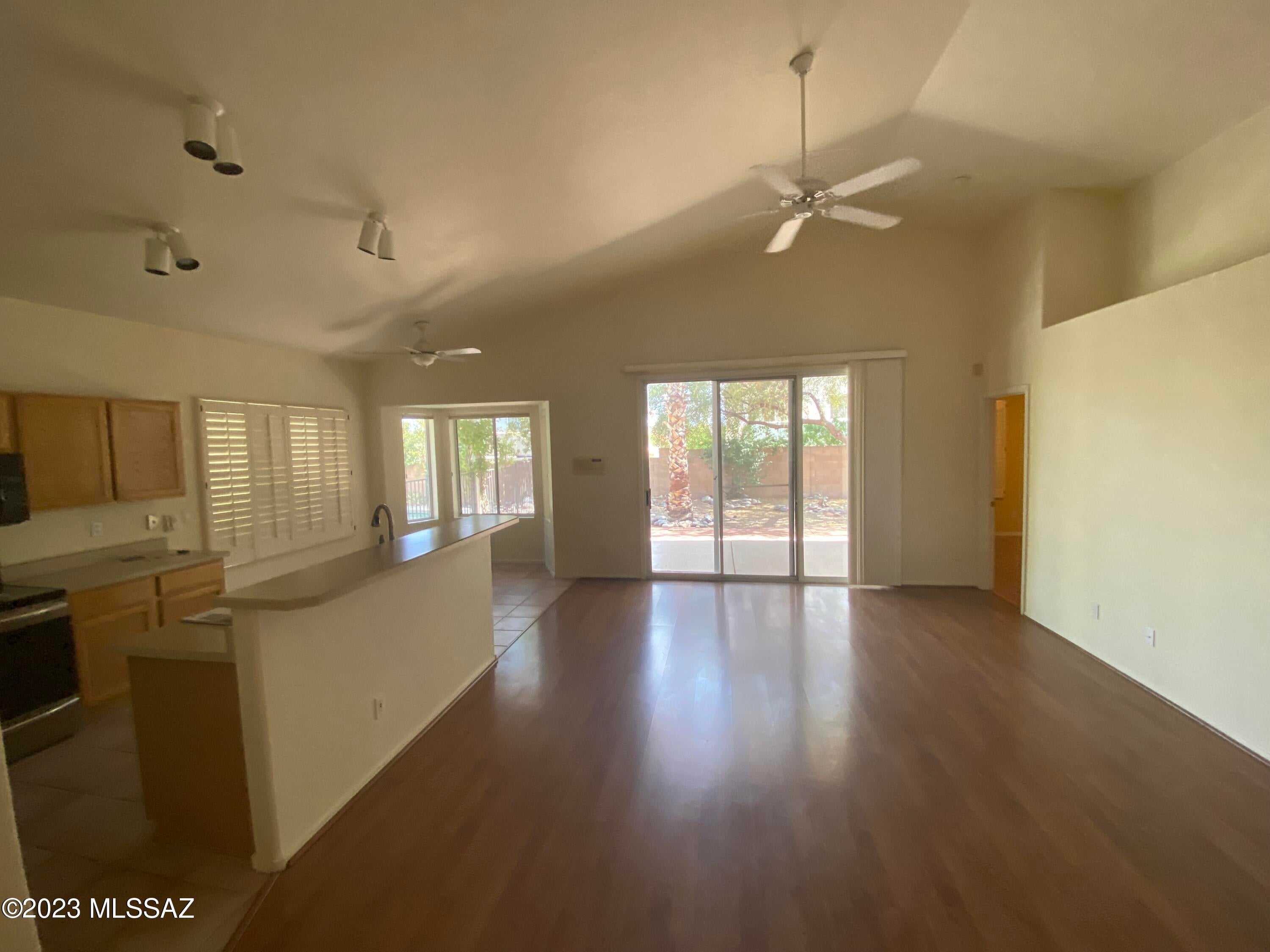 Encanto Canyon II (1-67) - Residential Lease