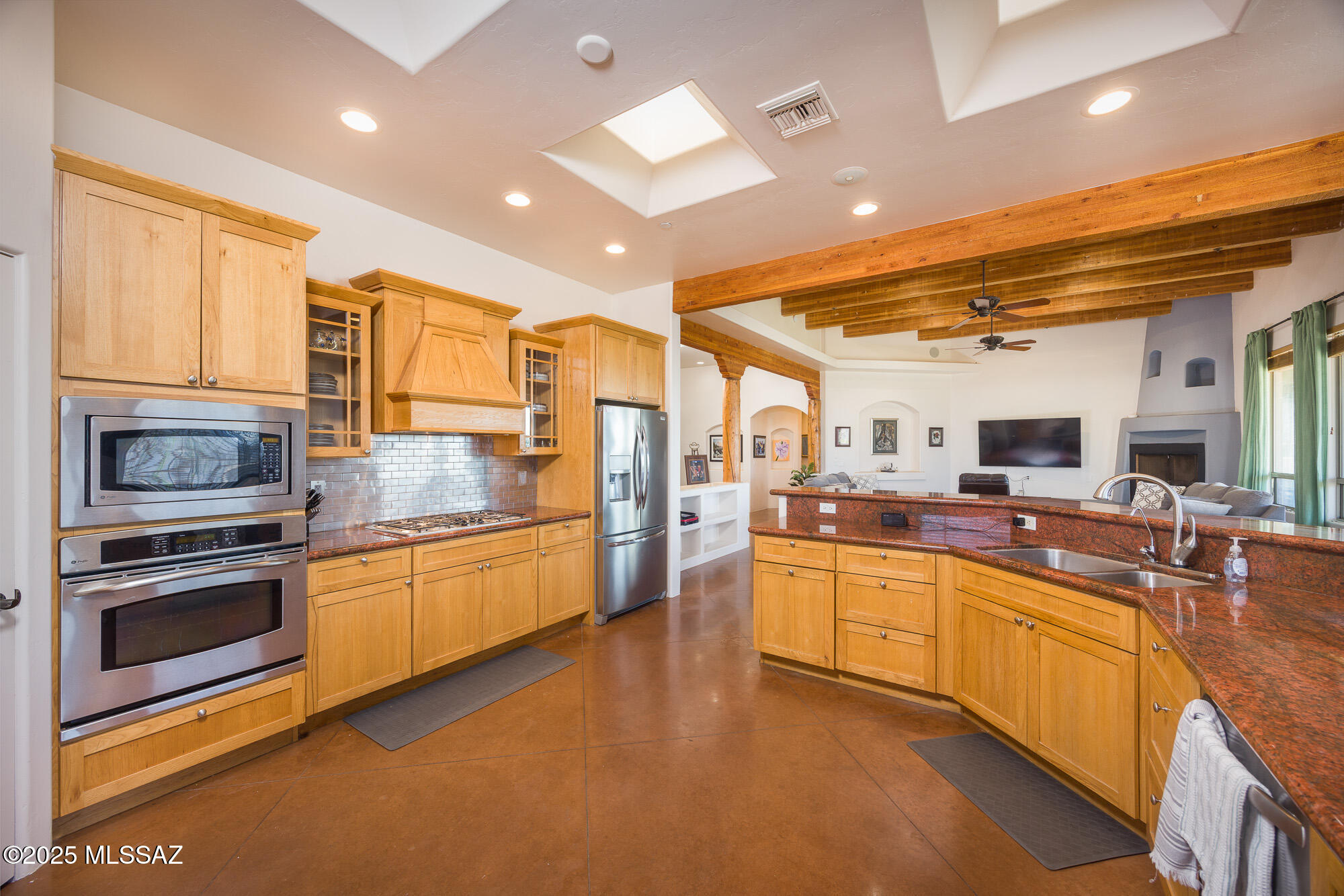 Coyote Creek (1-395) - Residential