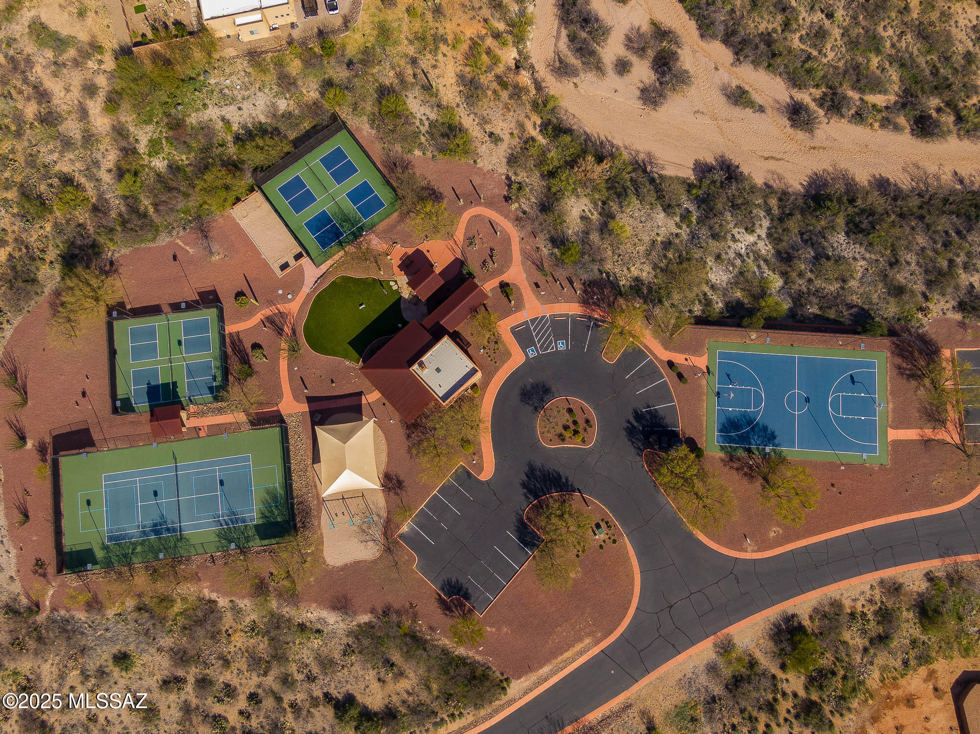 Coyote Creek (1-395) - Residential