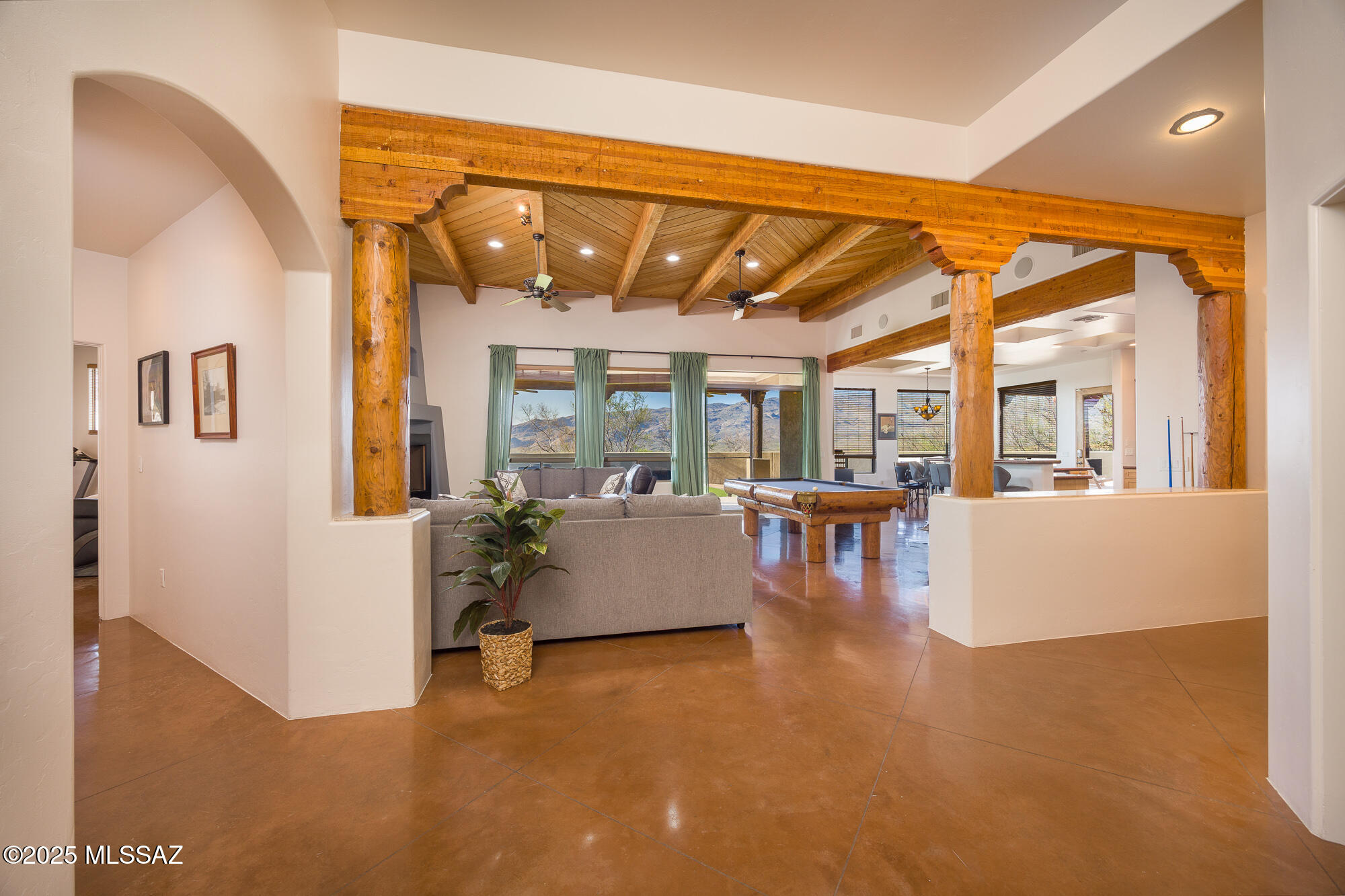 Coyote Creek (1-395) - Residential