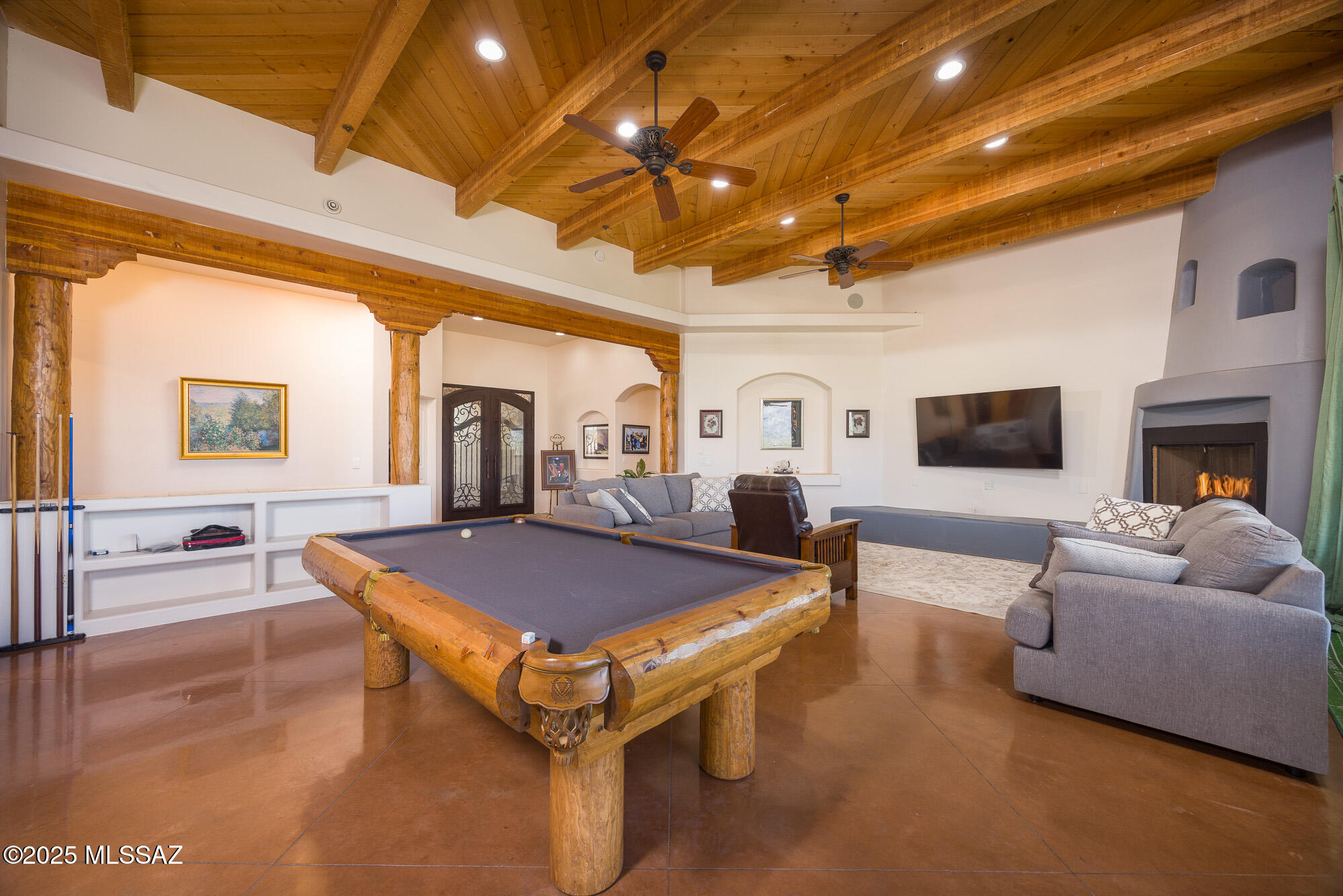 Coyote Creek (1-395) - Residential