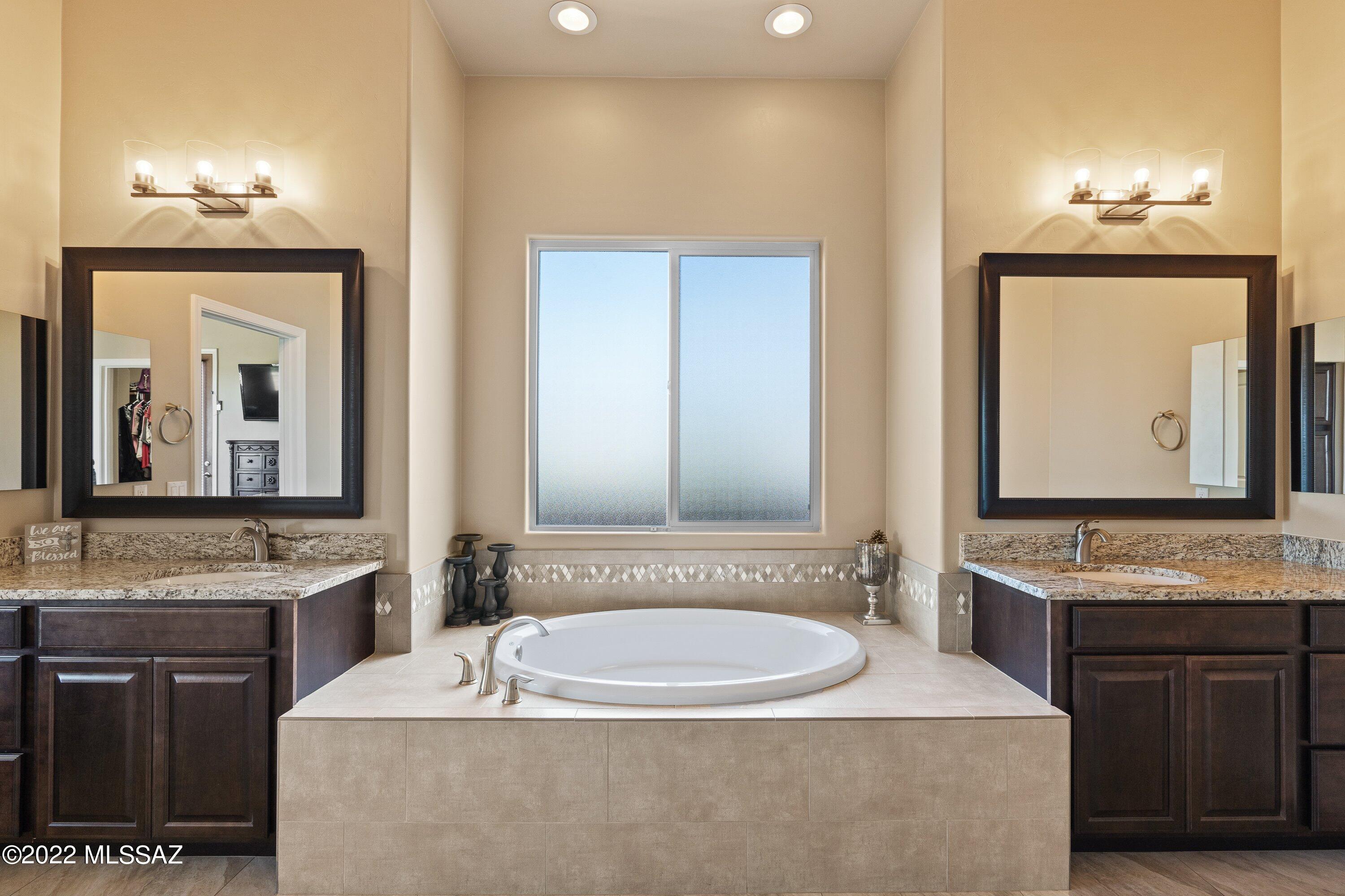 Vistas Del Sol - Residential