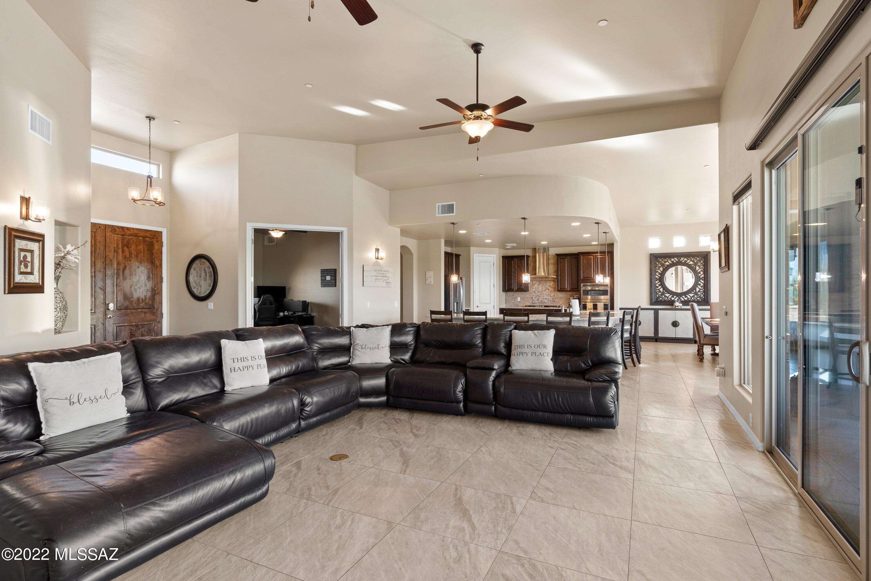 Vistas Del Sol - Residential