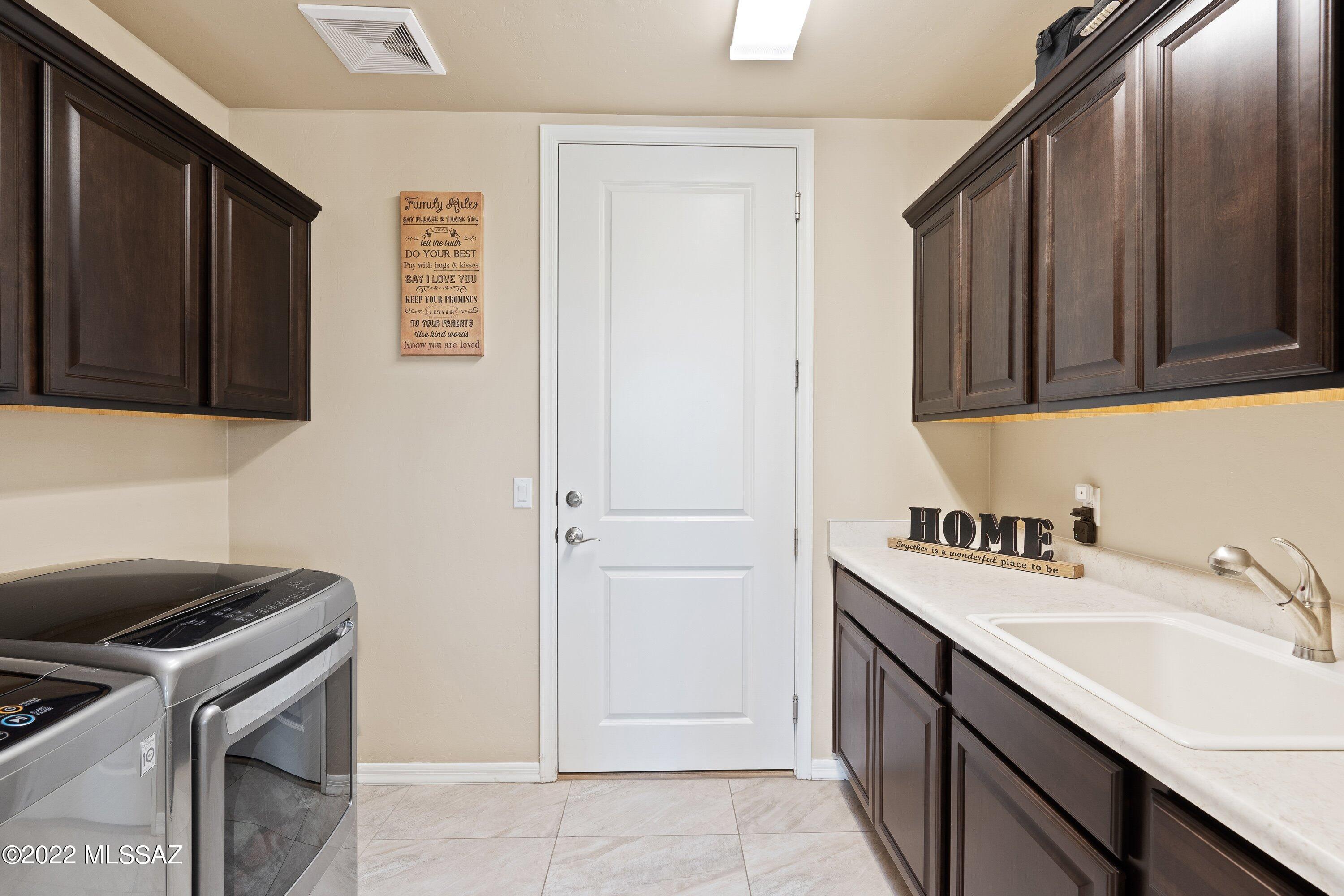 Vistas Del Sol - Residential