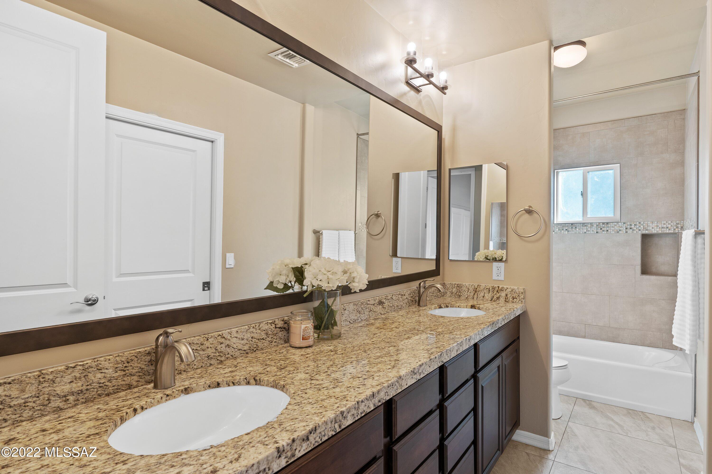 Vistas Del Sol - Residential