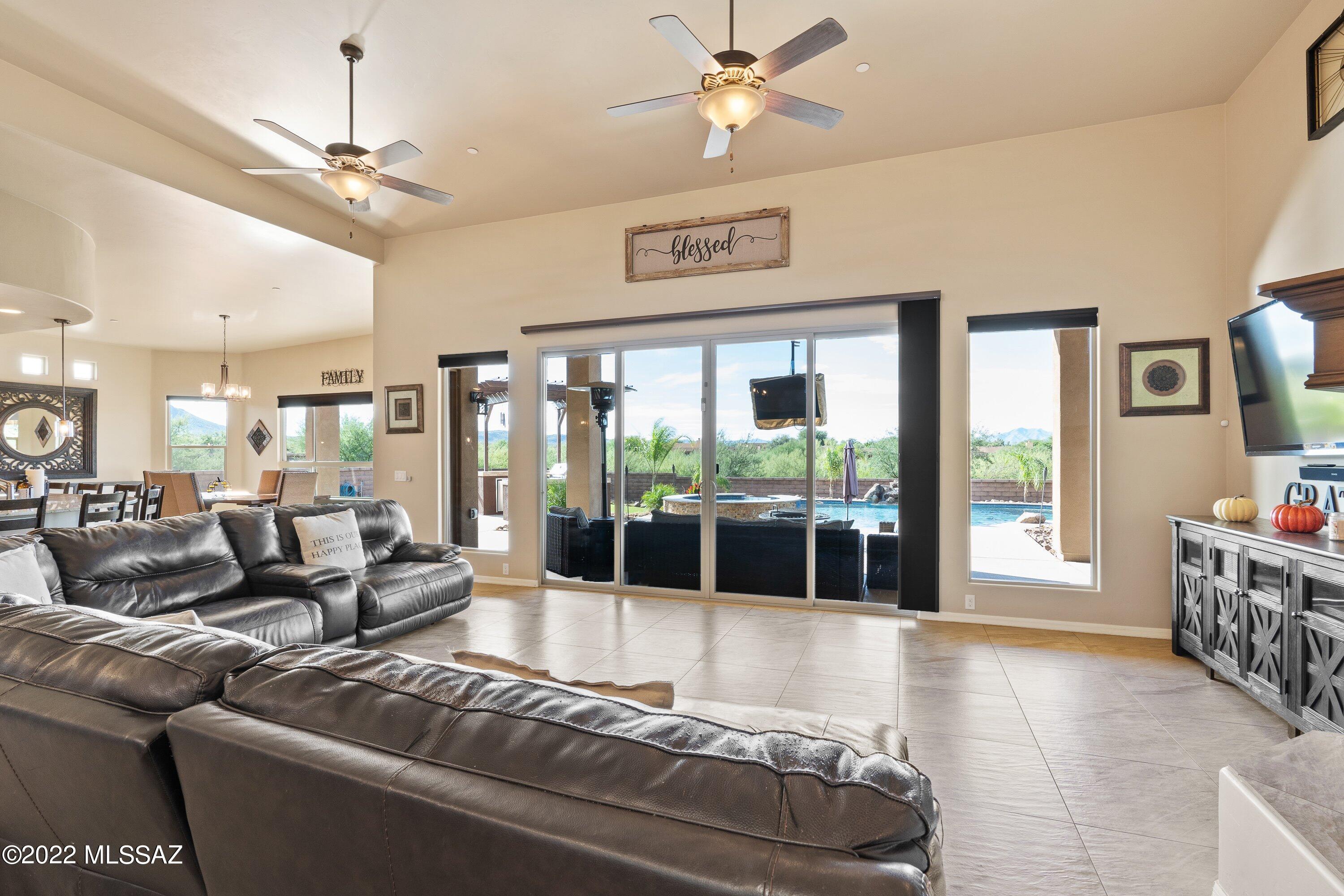 Vistas Del Sol - Residential