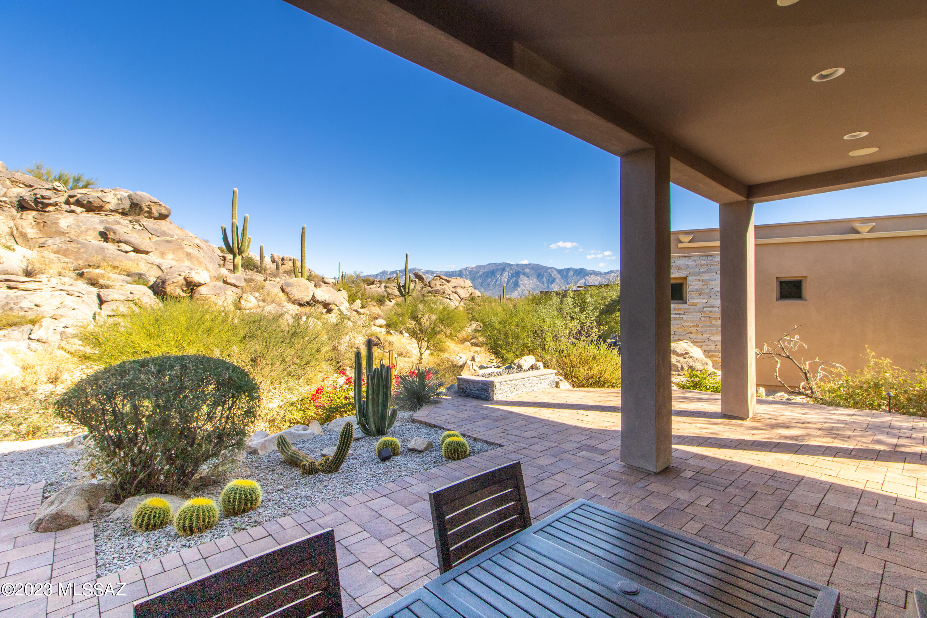 Stone Canyon VIII (486-602) - Residential Lease