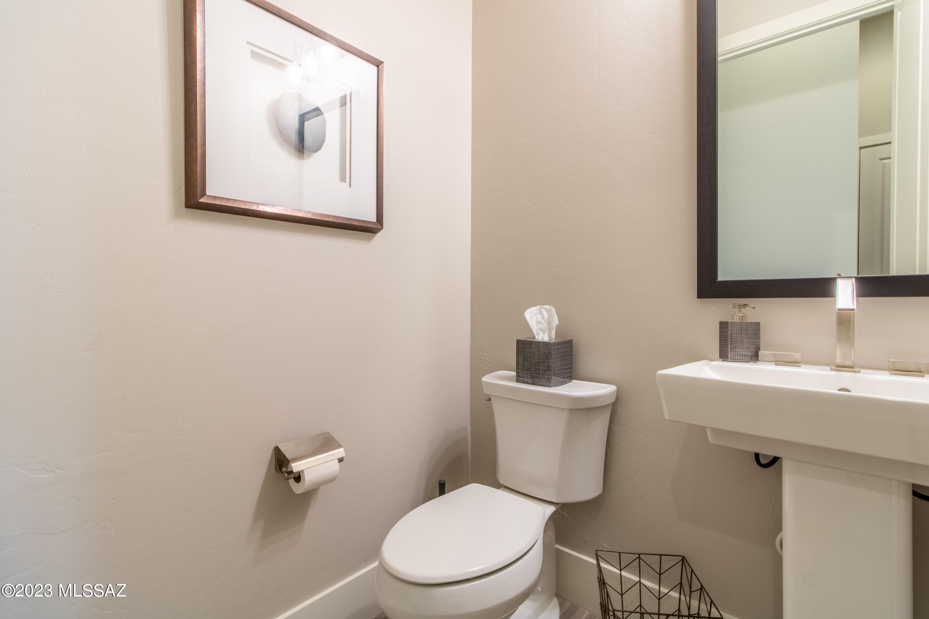 Stone Canyon VIII (486-602) - Residential Lease