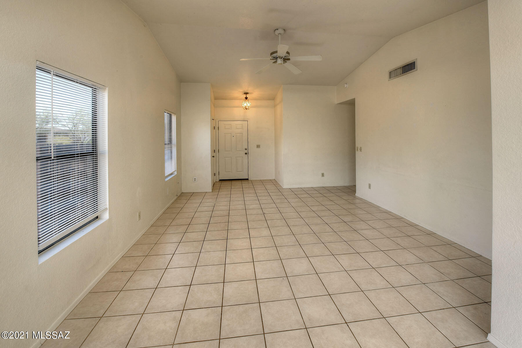 Country Club(1-221) - Residential